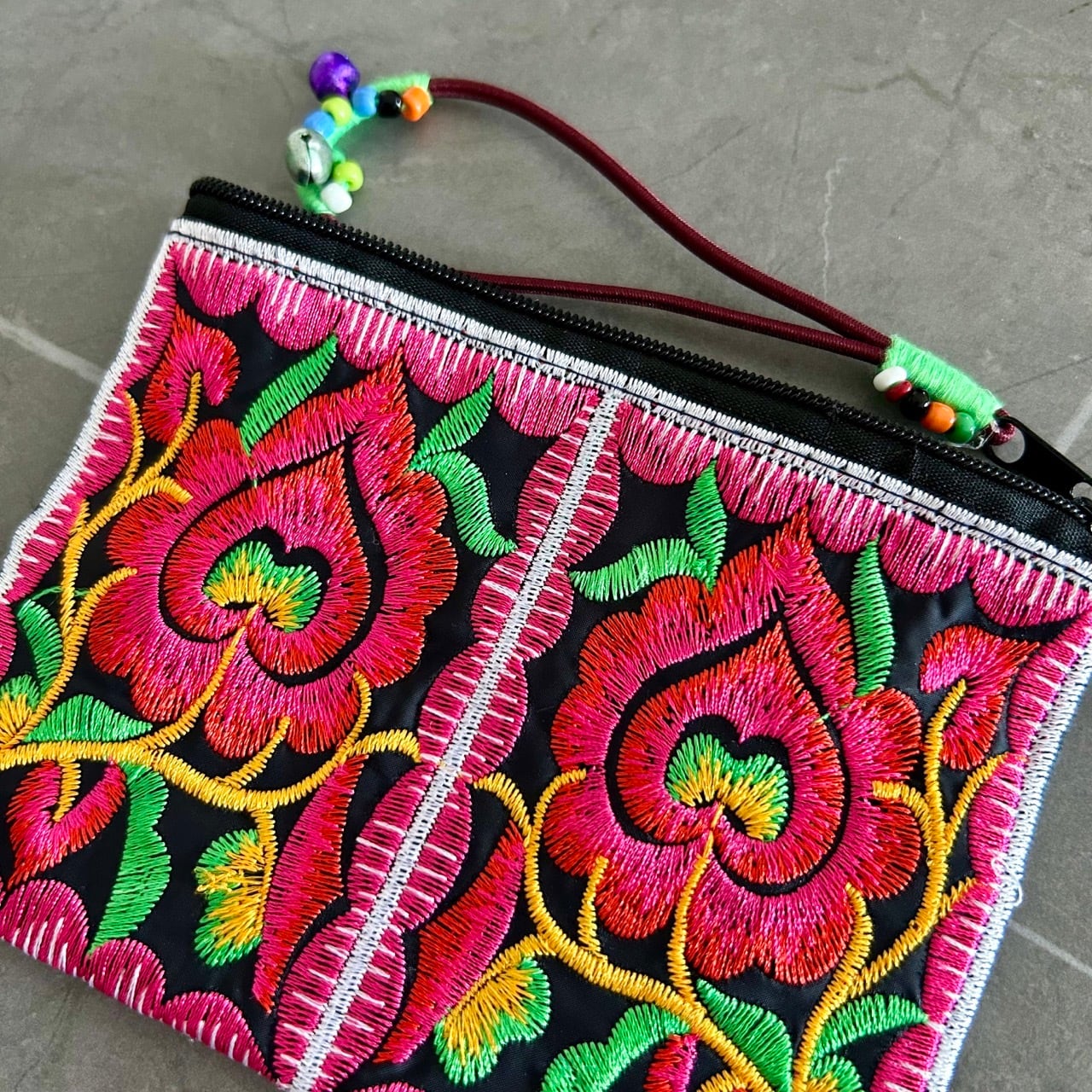 ベトナム雑貨】民族刺繍ポーチ：ピンク＆取手ブラウン | Sáng art