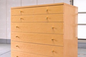 大塚家具取扱 府中家具 40万「スプレンダー」6段チェスト バーズアイ メープル 桐箪笥 タンス 収納 引き出し 高級 整理【中古家具/中古インテリア/USED家具ユーズド家具/リサイクル】