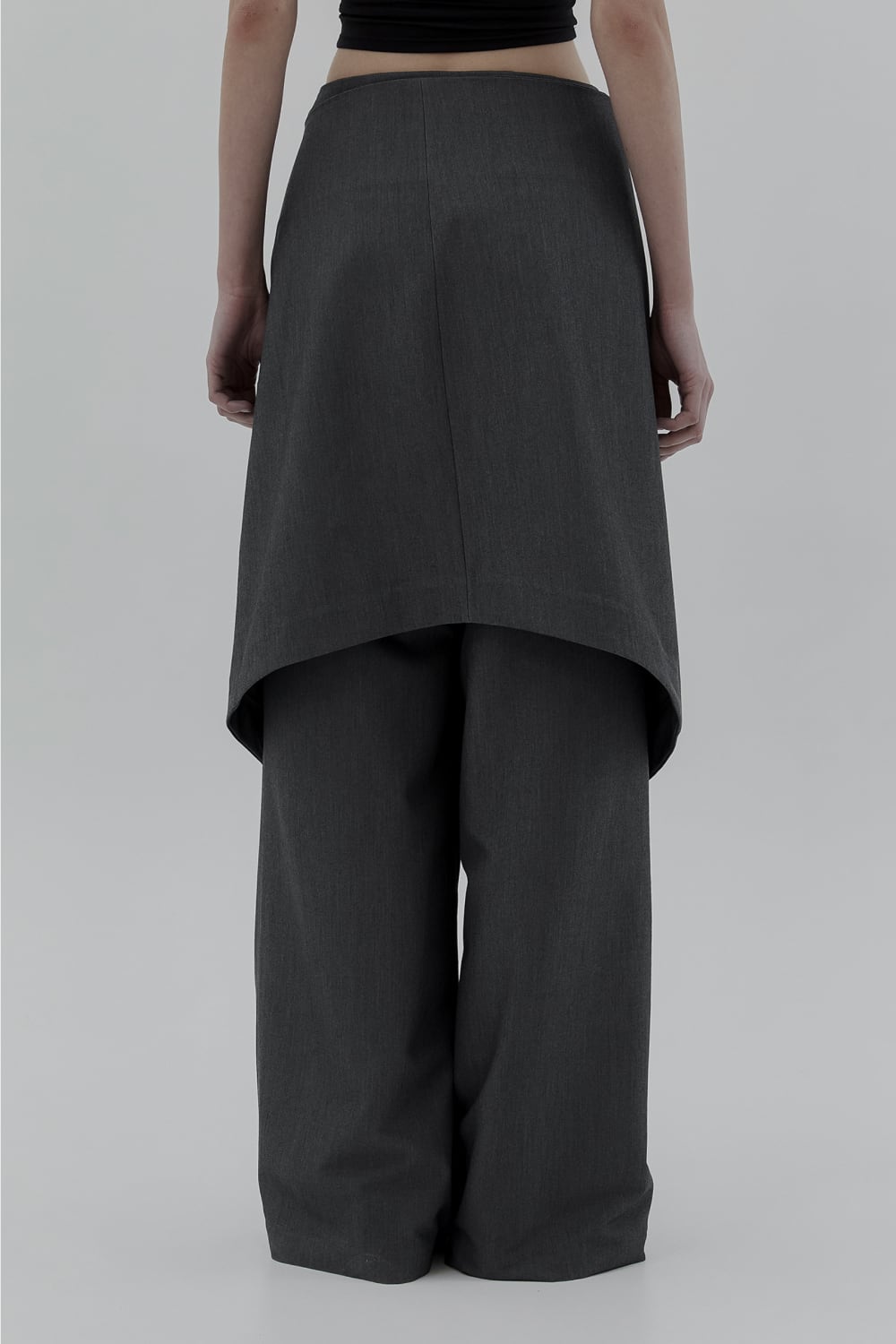 [TREEMINGBIRD] 2-way Folded Wrap Skirt-pants [ Dark Gray ] 正規品 韓国ブランド 韓国通販  韓国代行 韓国ファッション TRMNGBD | BONZ (韓国ブランド 代行) powered by BASE