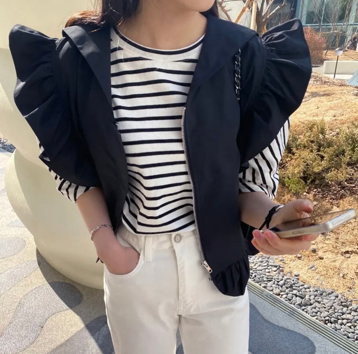 2color/ スリーブフリルノースリーブジャケット