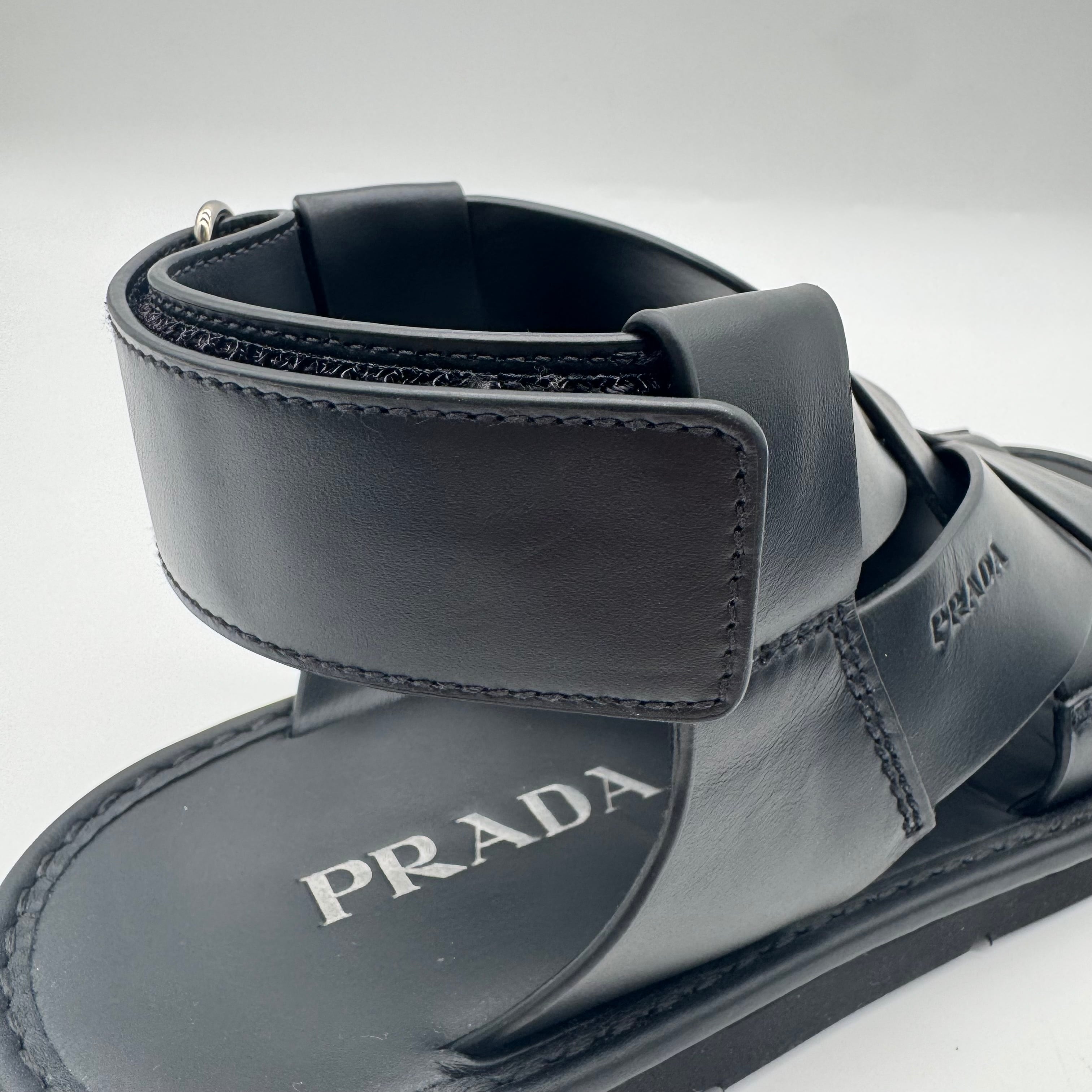 PRADA クロスストラップ サンダル レザー ブラック プラダ | 2122TOKYO