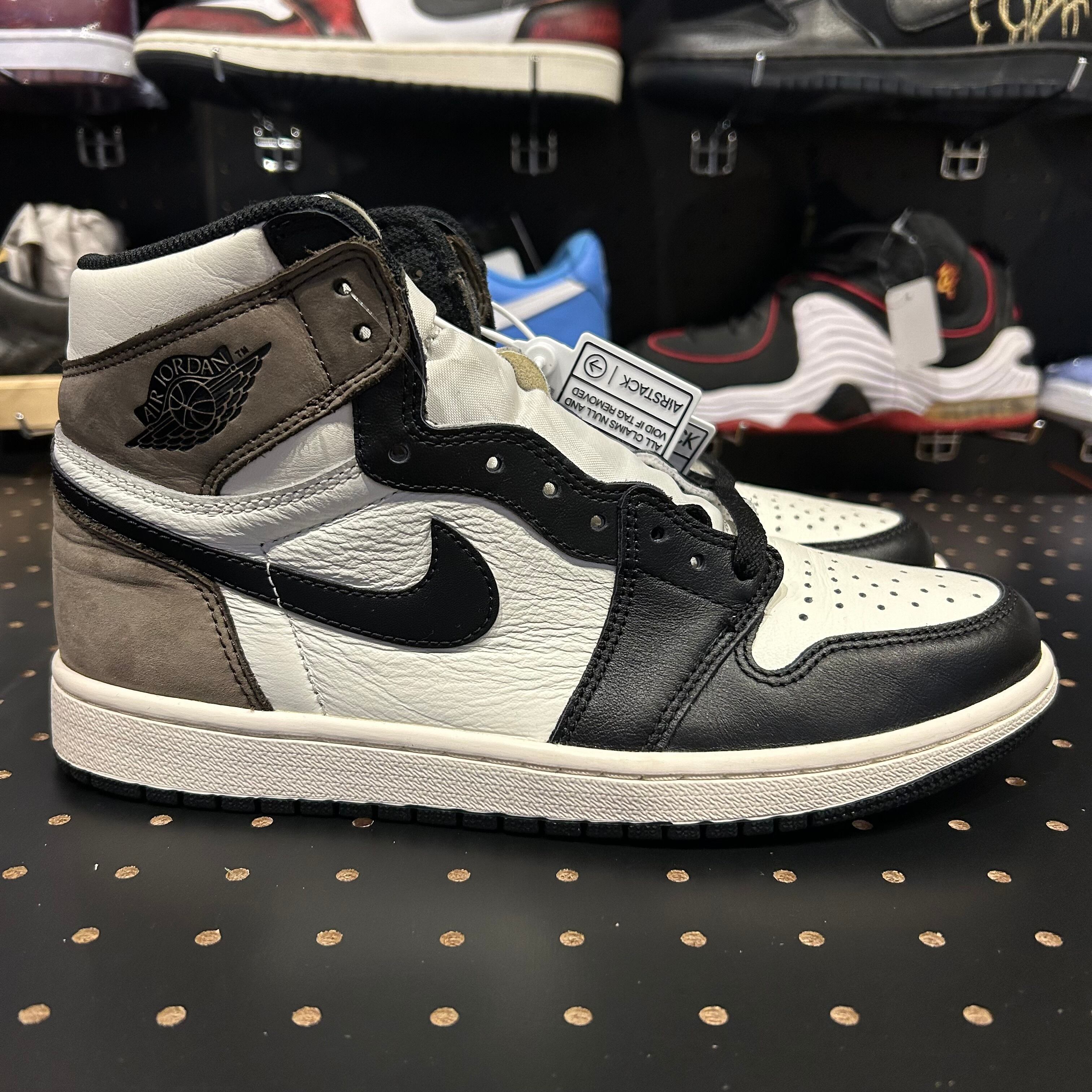 NIKE : AIR JORDAN 1 RETRO HIGH OG : 26cm