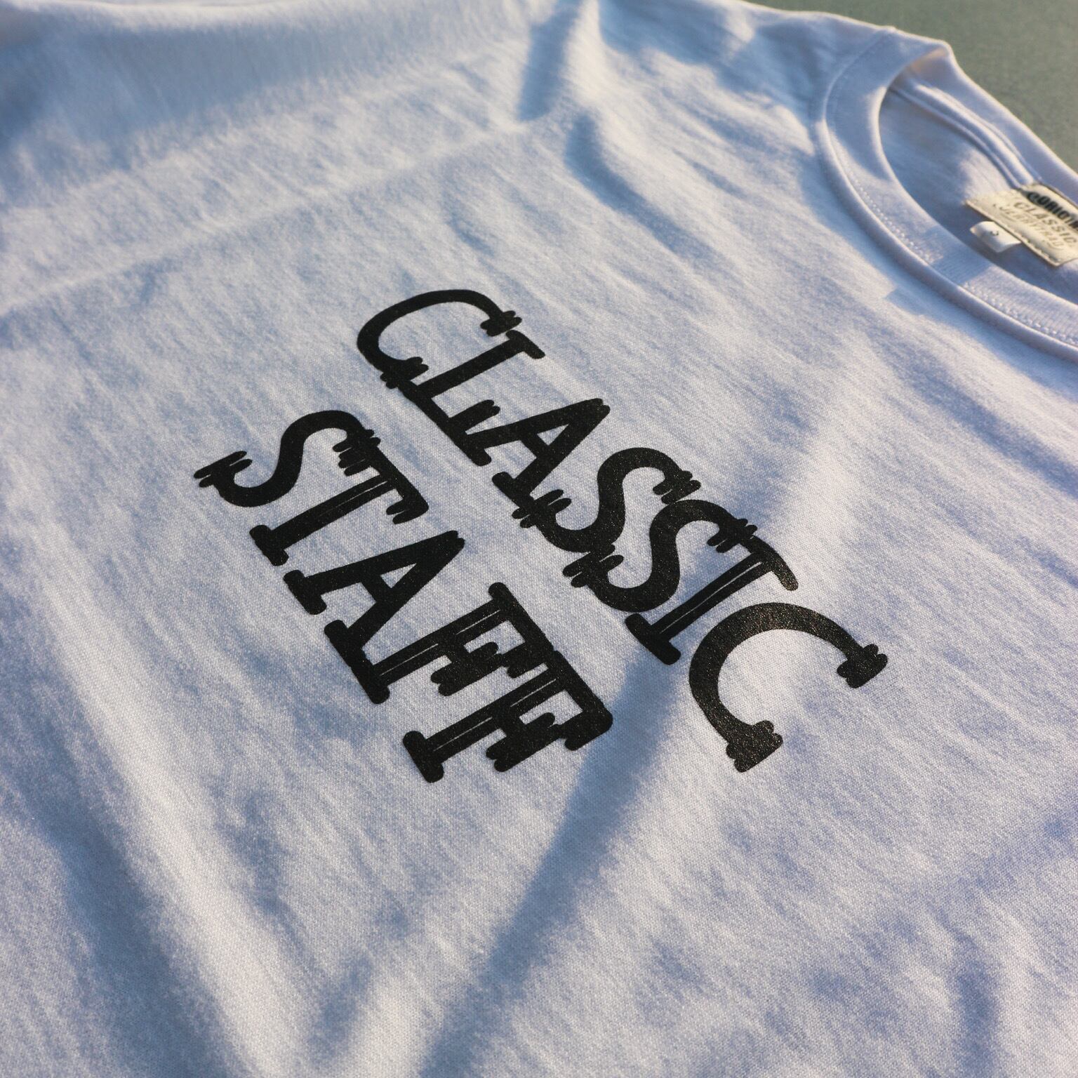 Classic staff T-shirt | JERRYTRAD