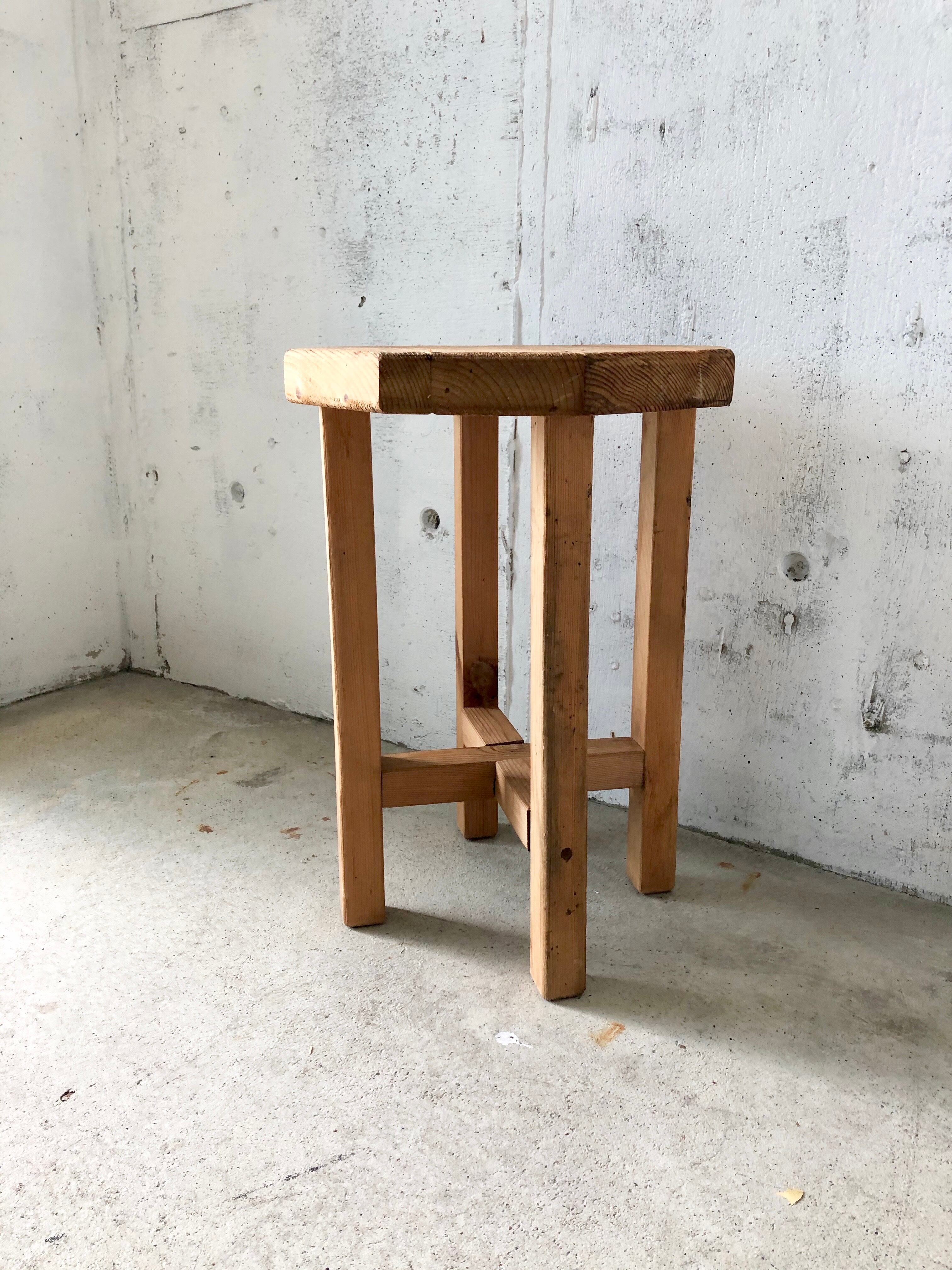 ナチュラル木味のスツール［古家具］ | giraffes craft