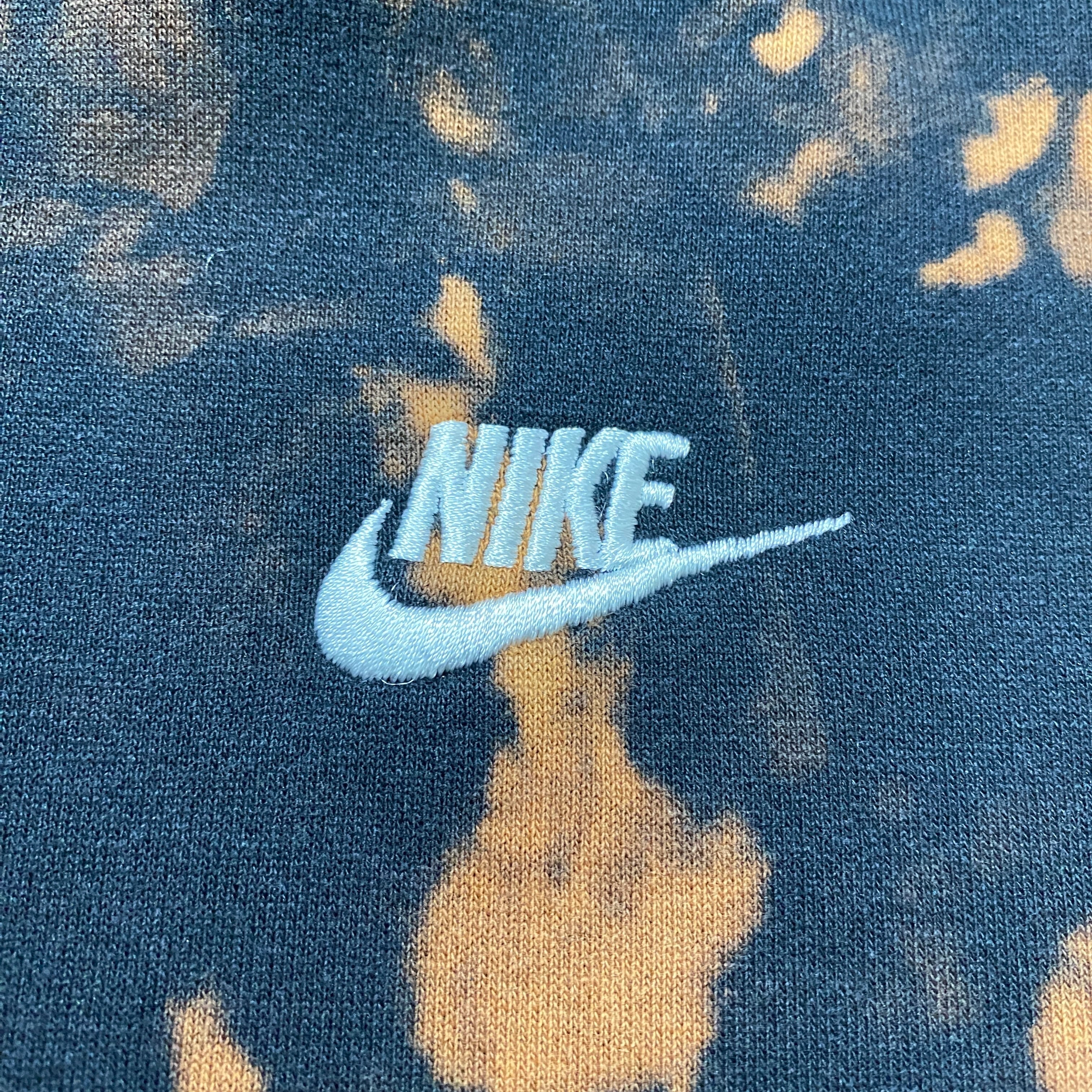 NIKE ナイキ スウォッシュ 刺繍ワンポイント ブリーチ加工 スウェット