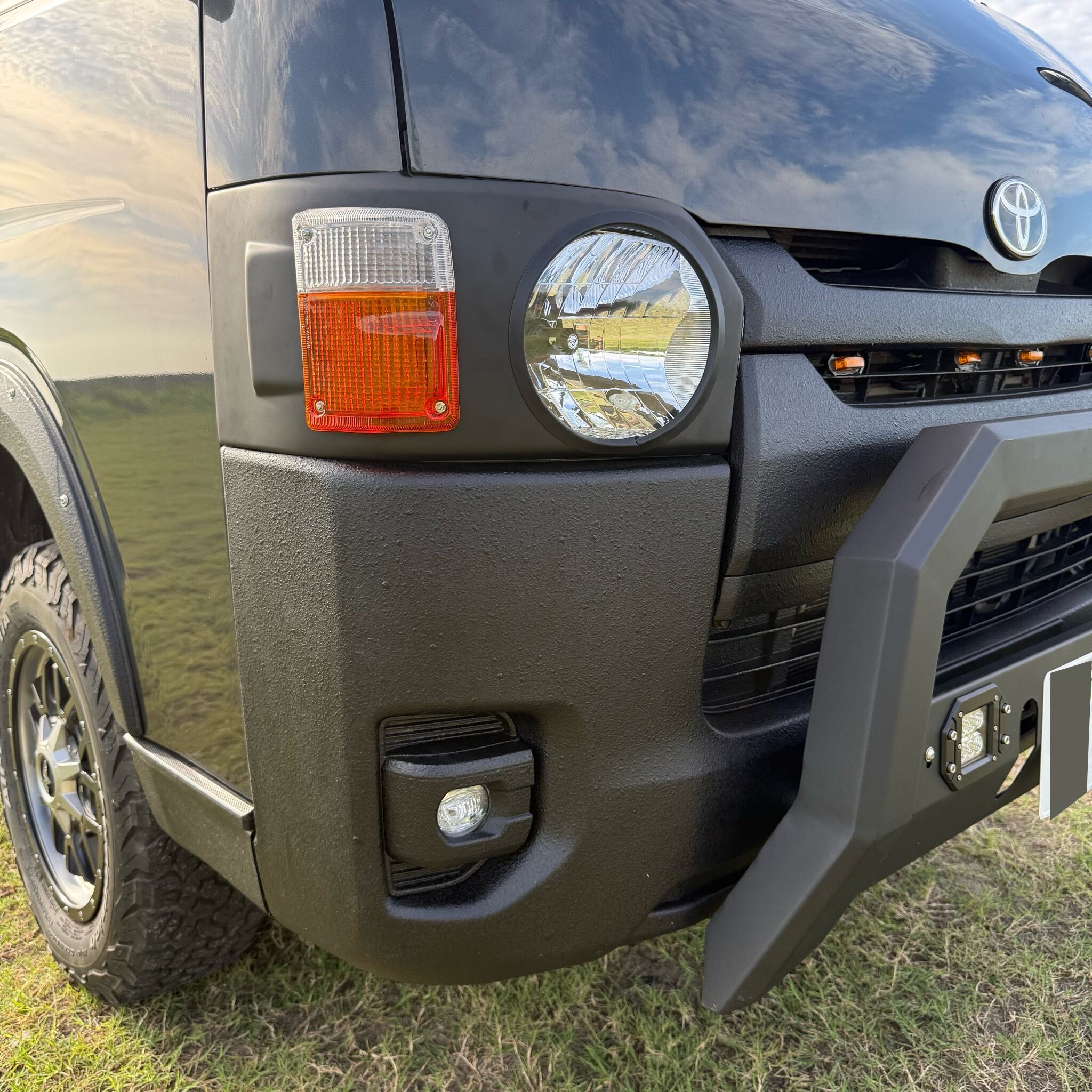 200系ハイエース3型ワイド 丸目キット | GARAGE270 DESIGN