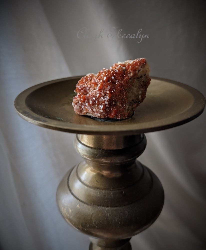 【匿名配送】バナディナイト06◆モロッコ直輸入【かわいい鉱物標本】石コロ ココロ 匿名配送】バナディナイト06◇モロッコ直輸入【かわいい鉱物標本