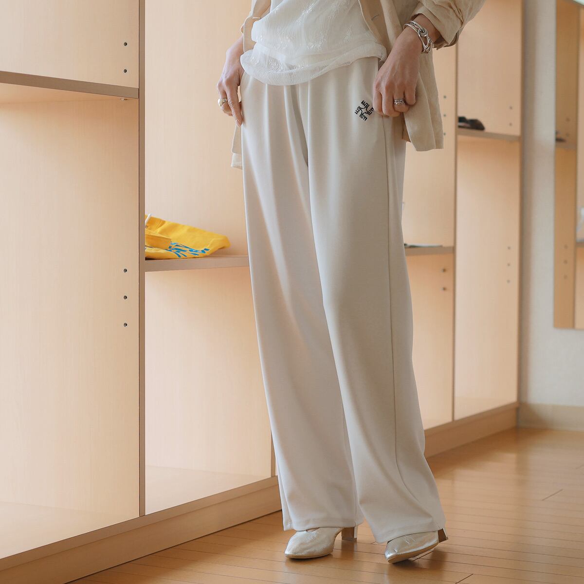 YENN (イエン) ダブルジャージー リラックスストレートパンツ