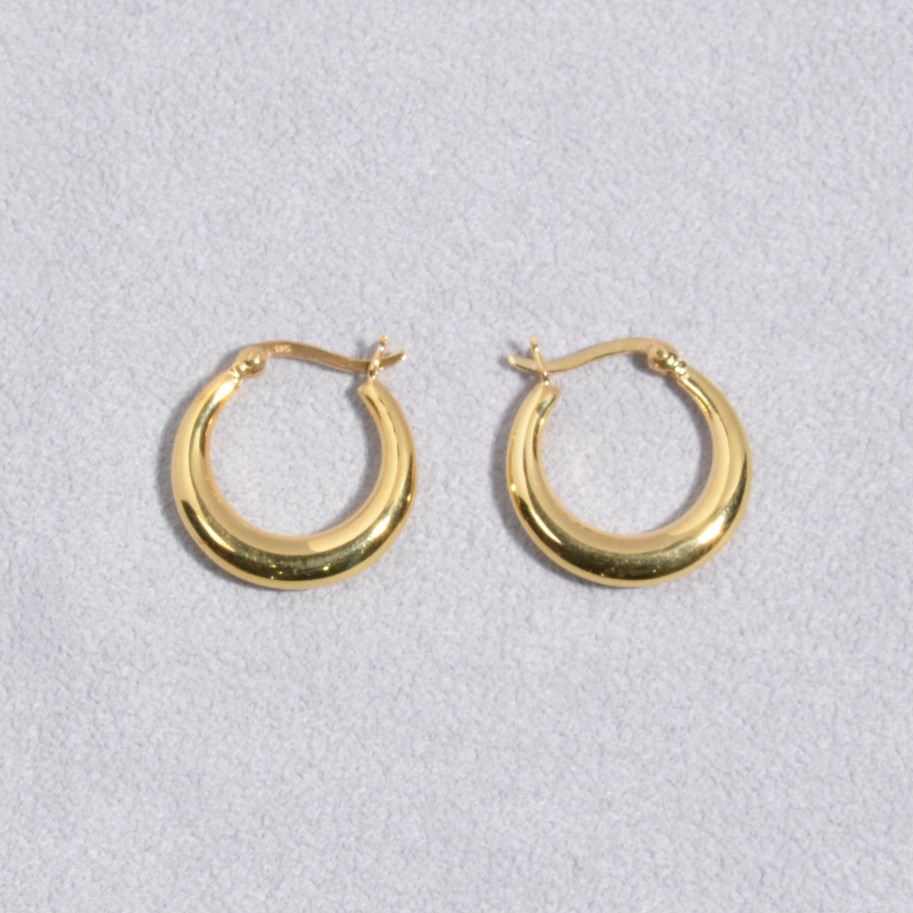 Olivier ピアス ゴールド