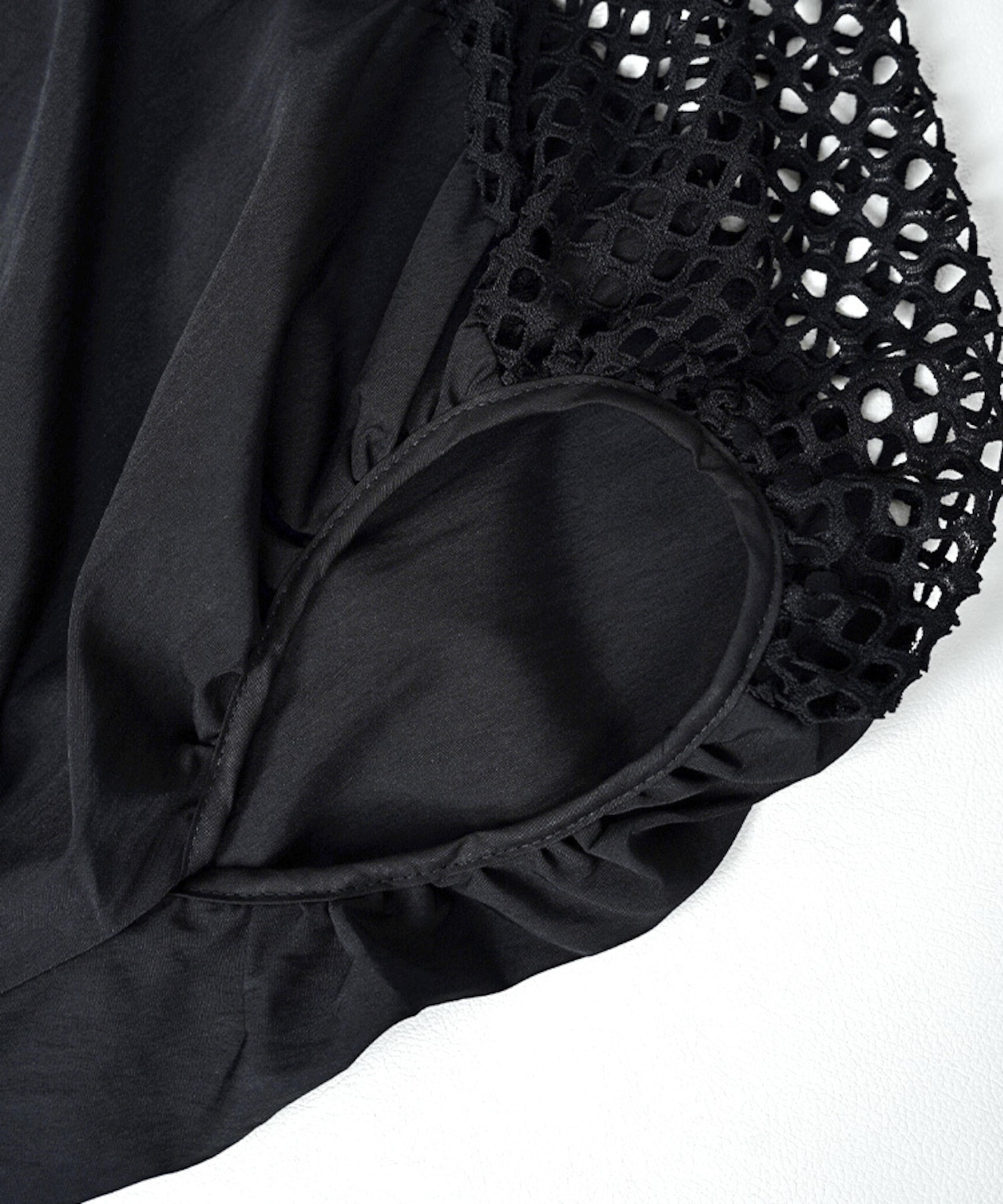 【直営限定ITEM】パンチングドルマンスリーブTOPS (BLACK) CQ-49005H