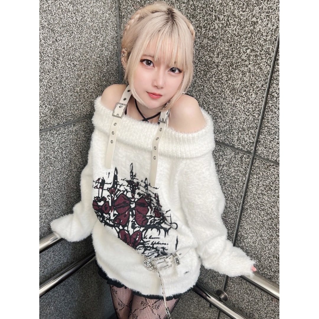 新作】肩ベルトリボンダメージニット | VOLCAN&APHRODITE