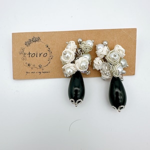 水引イヤリング ブラック×ホワイト