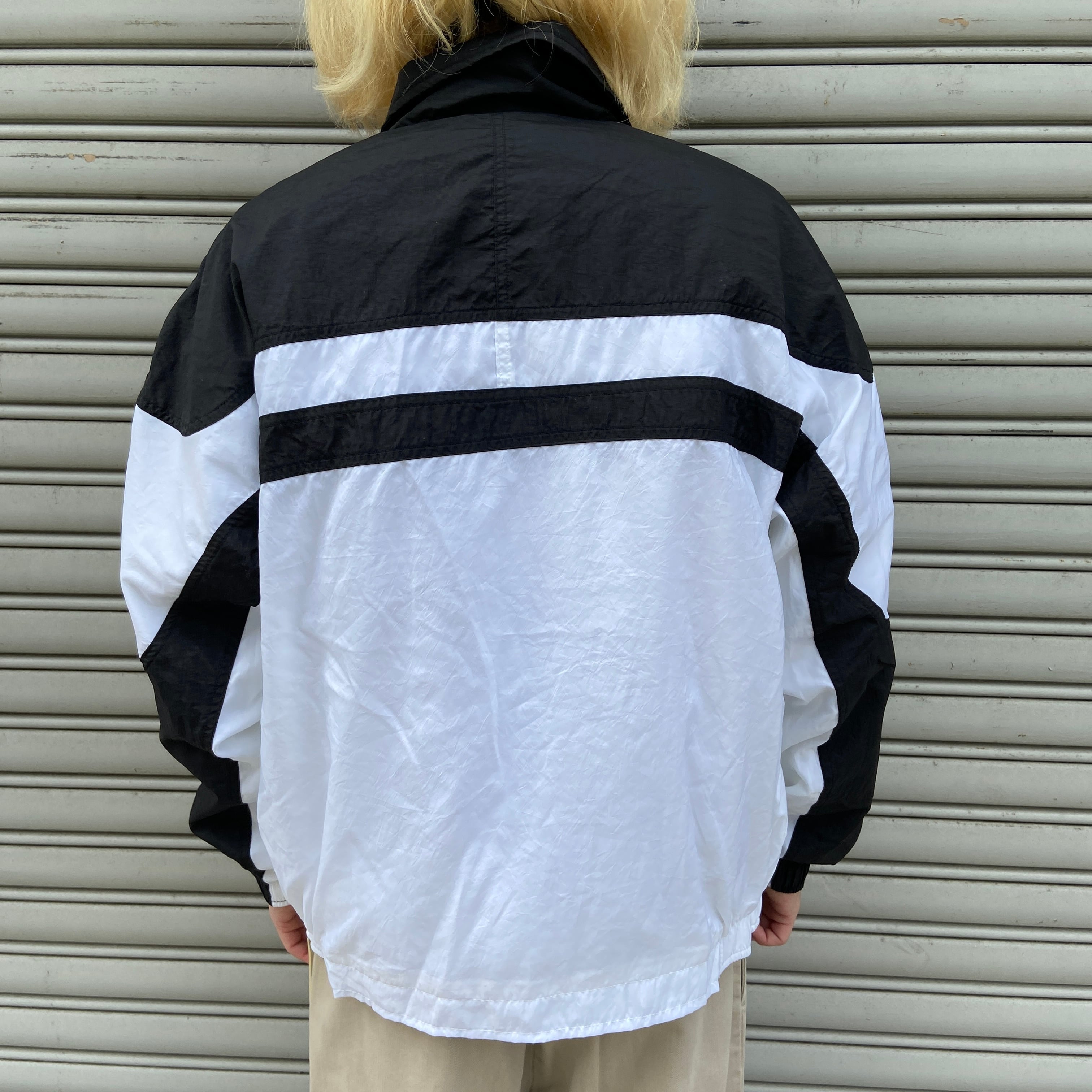 デッドストック 90s NIKE ナイロンジャケット 黒白 M スウォッシュロゴ
