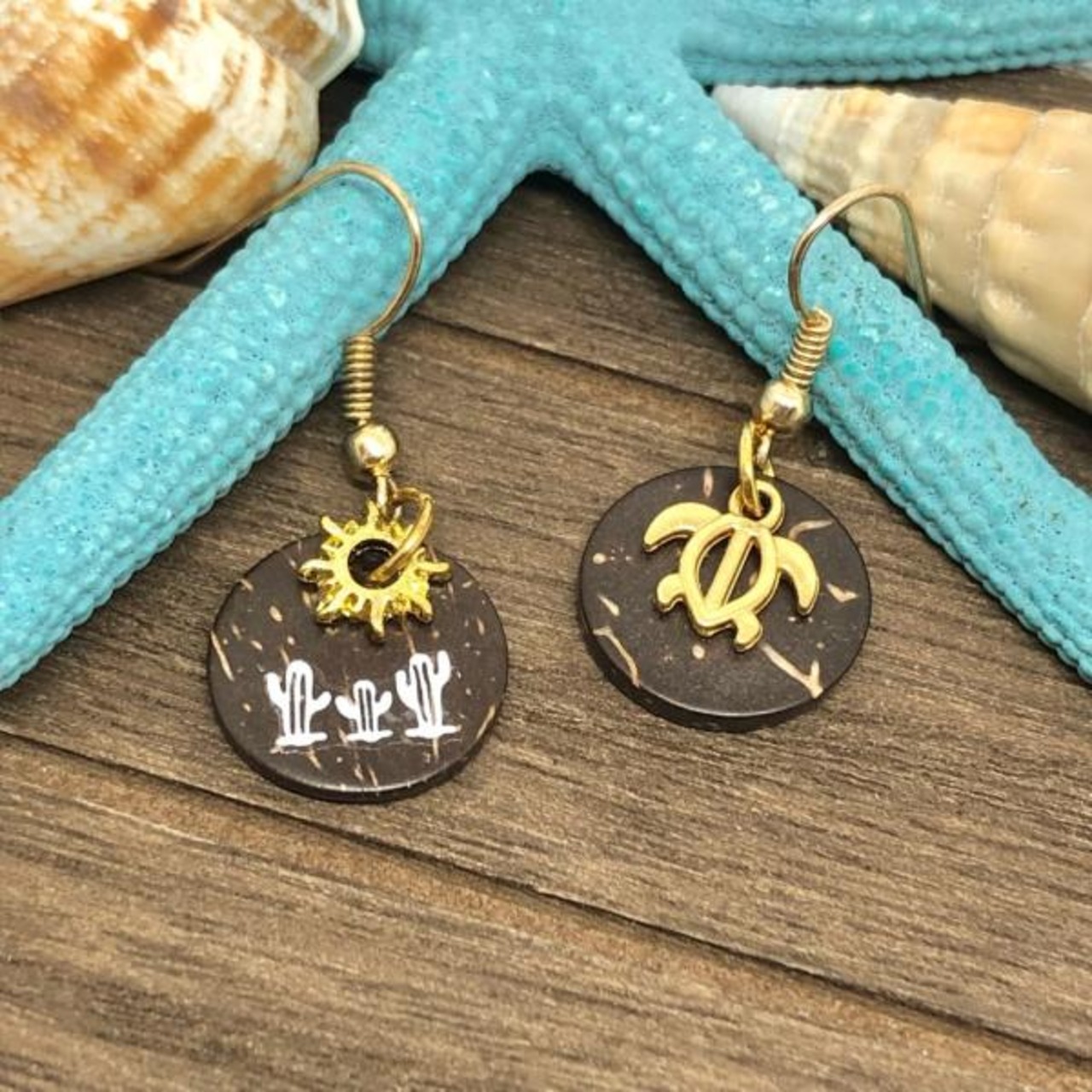 【2個】ネイルパーツ(太陽サン)