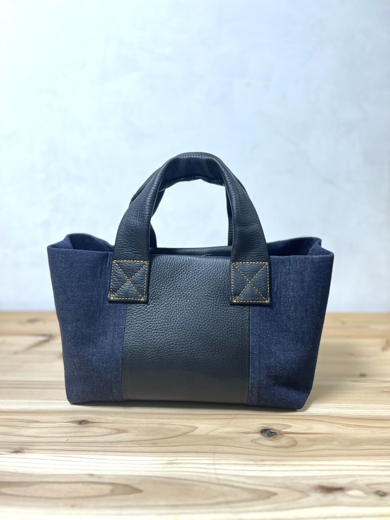 岡山デニムのハンドバッグ