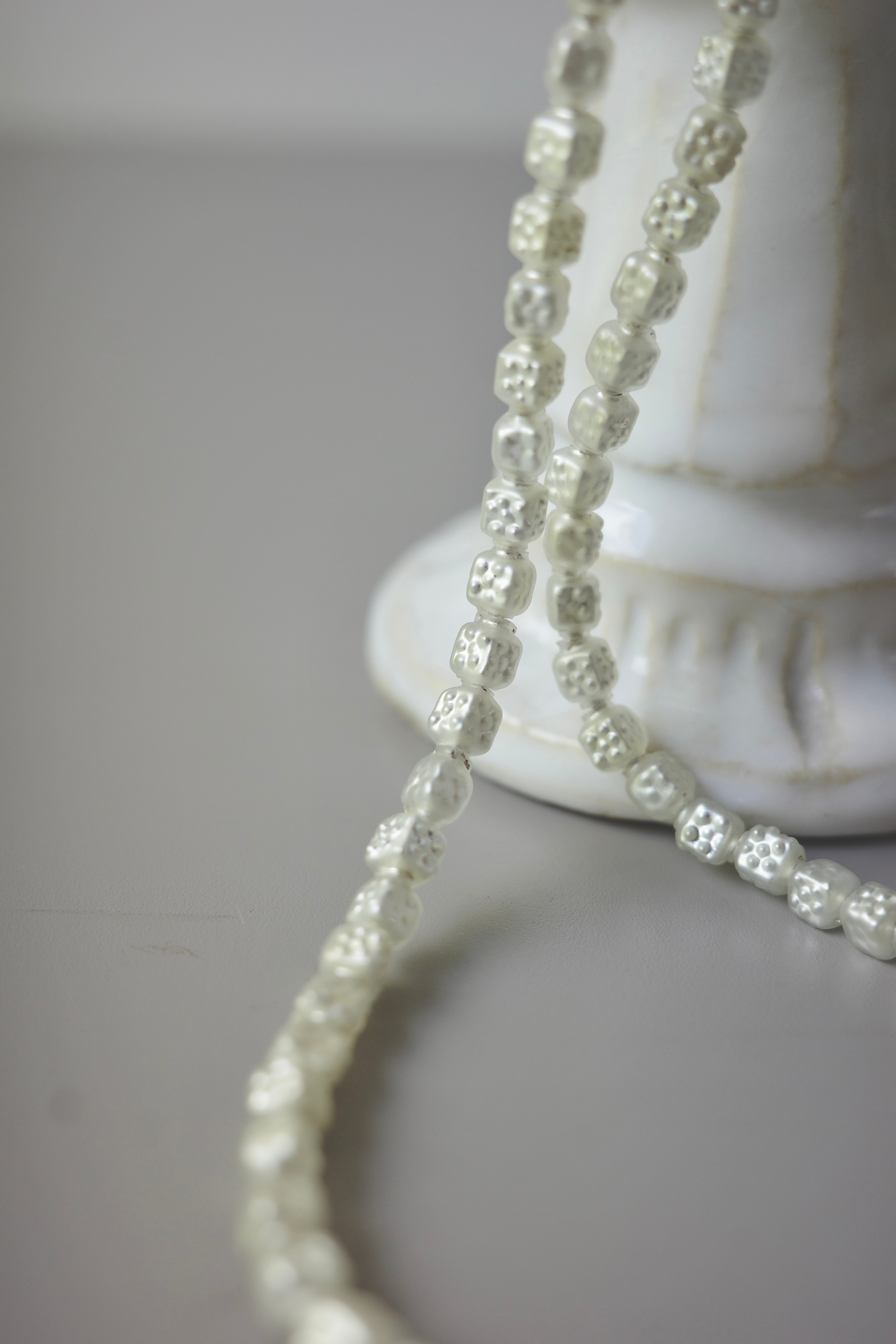 Daniel et Lili【40's vintage verre souffle cube necklace -Perl