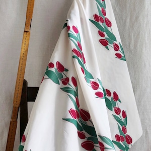 Original Textile ‘Tulip﻿’ White & Red