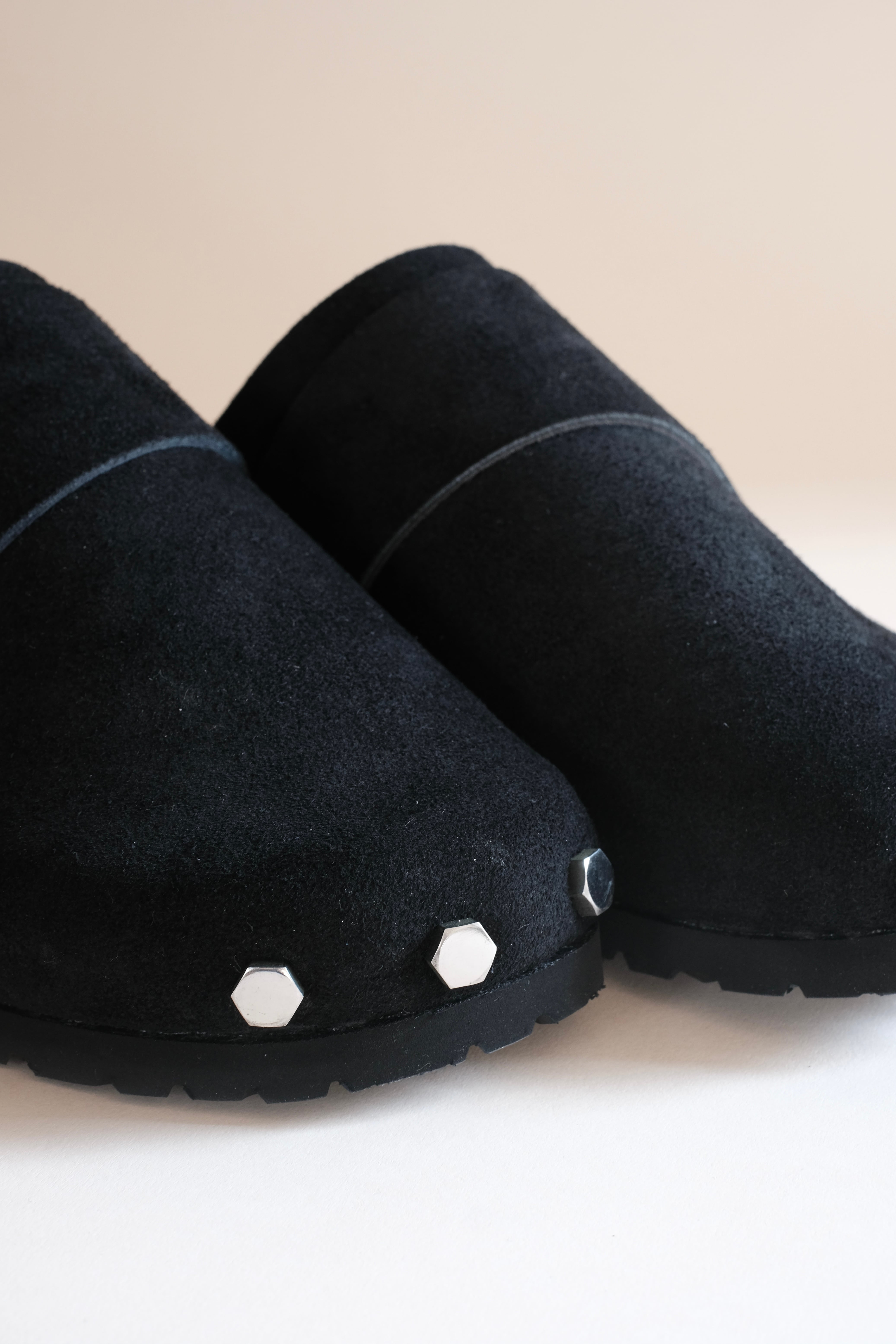 OUAT / BLACK SPACE CLOGS | LIVING