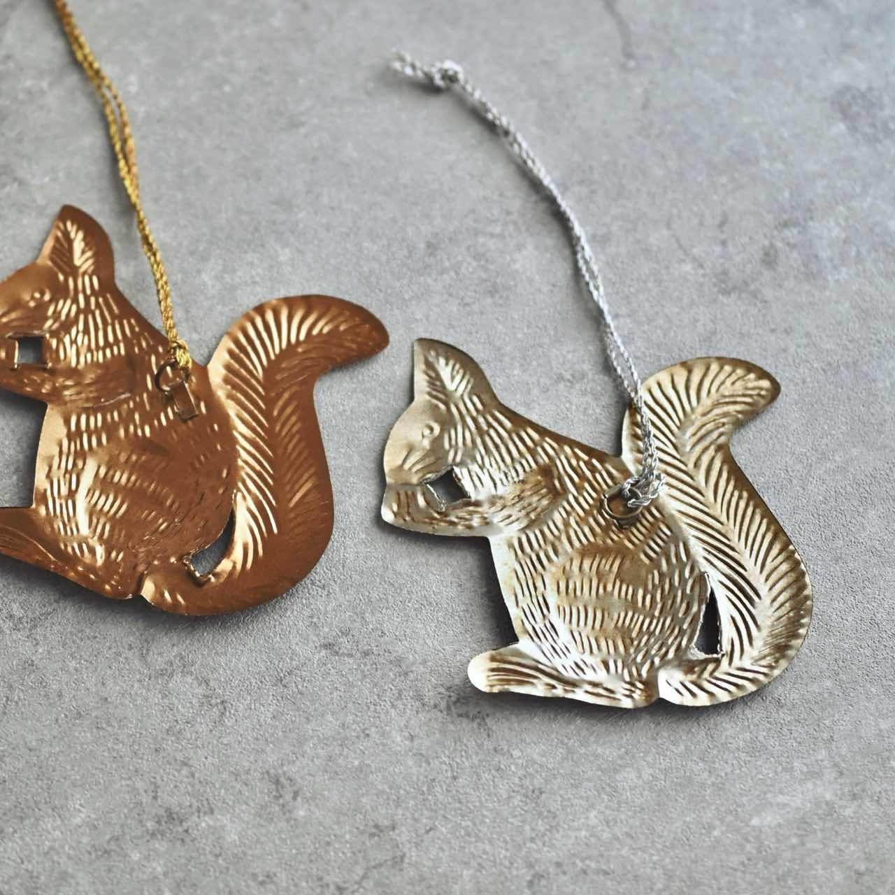 森のオーナメント リス｜ウォールデコ 吊るす 壁飾り クリスマス