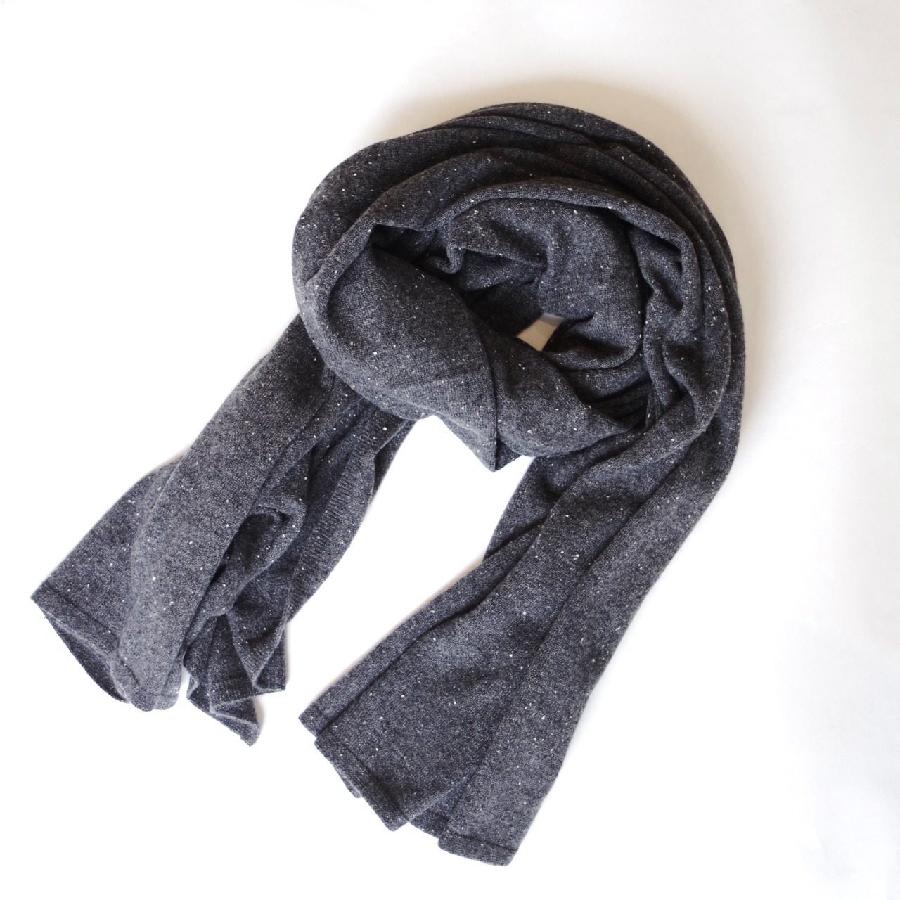 MAISON CARRÉE  CASHMERE Stardust STOLE "CHARCOAL GREY"
