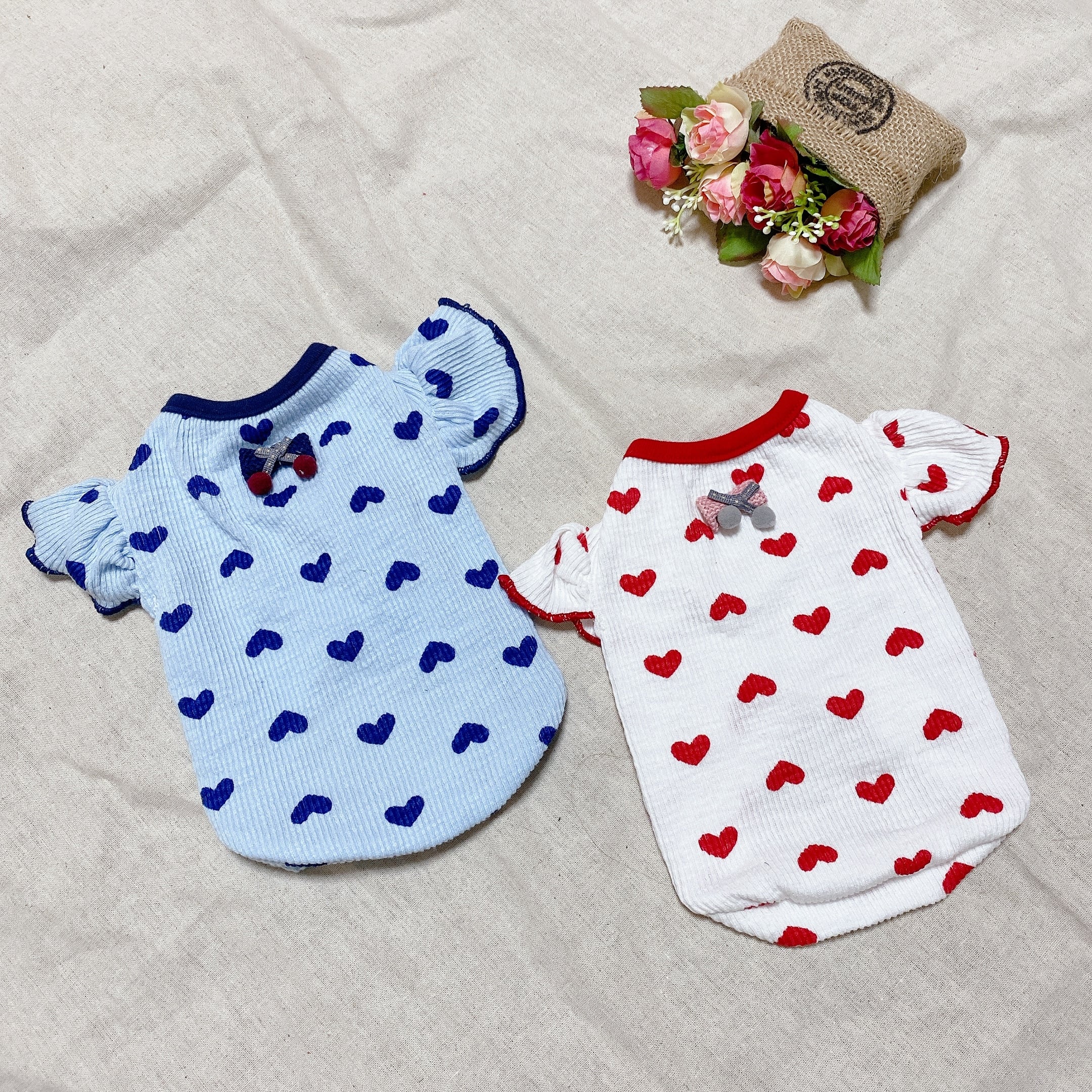 【SALE】ハートフリルトップス S ~ XL 2color / 小型犬 犬服 新作 可愛い 犬の服 春夏 ドッグウェア b52