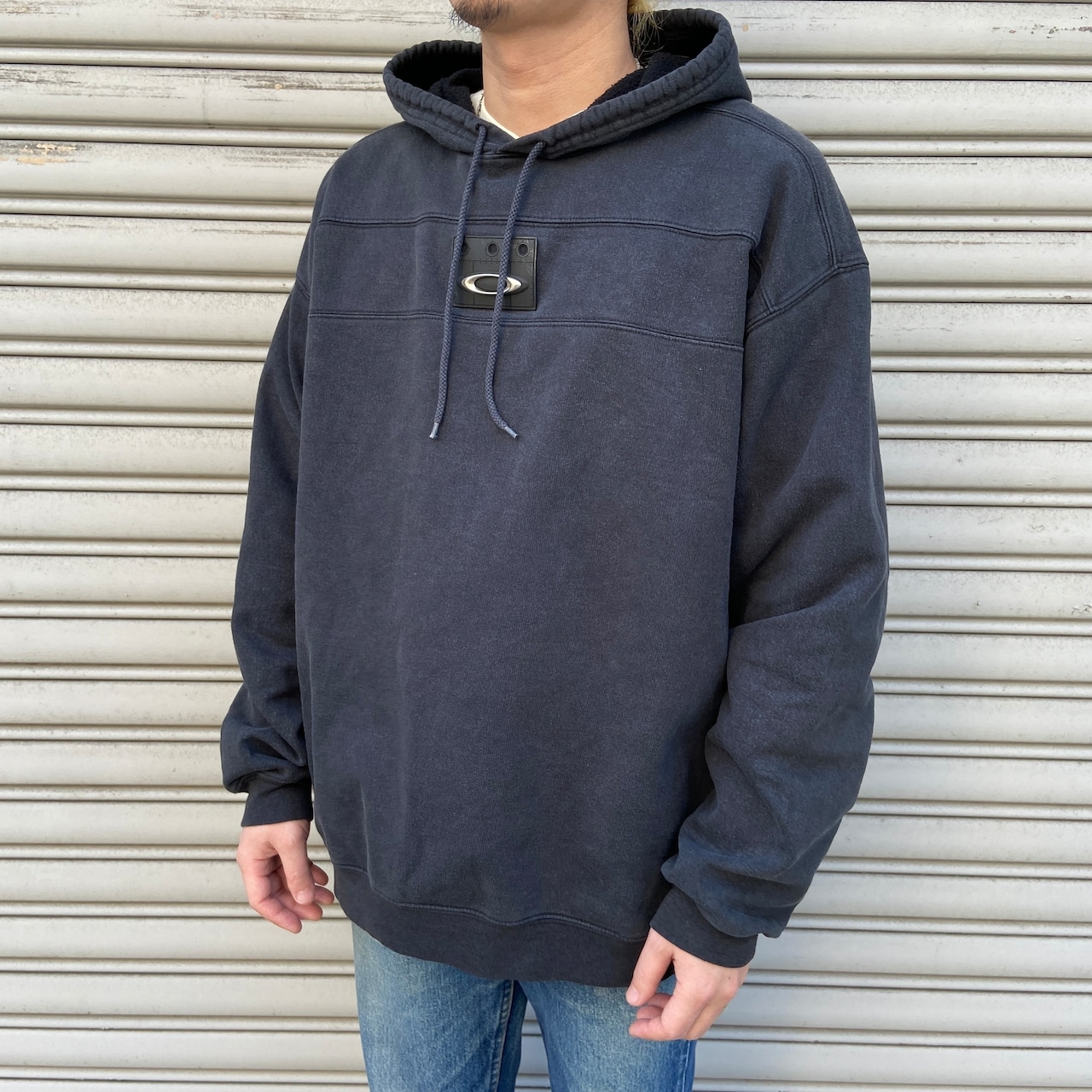 90-00s OAKLEY オークリー☆ロゴスウェット プレートロゴ 黒 XL