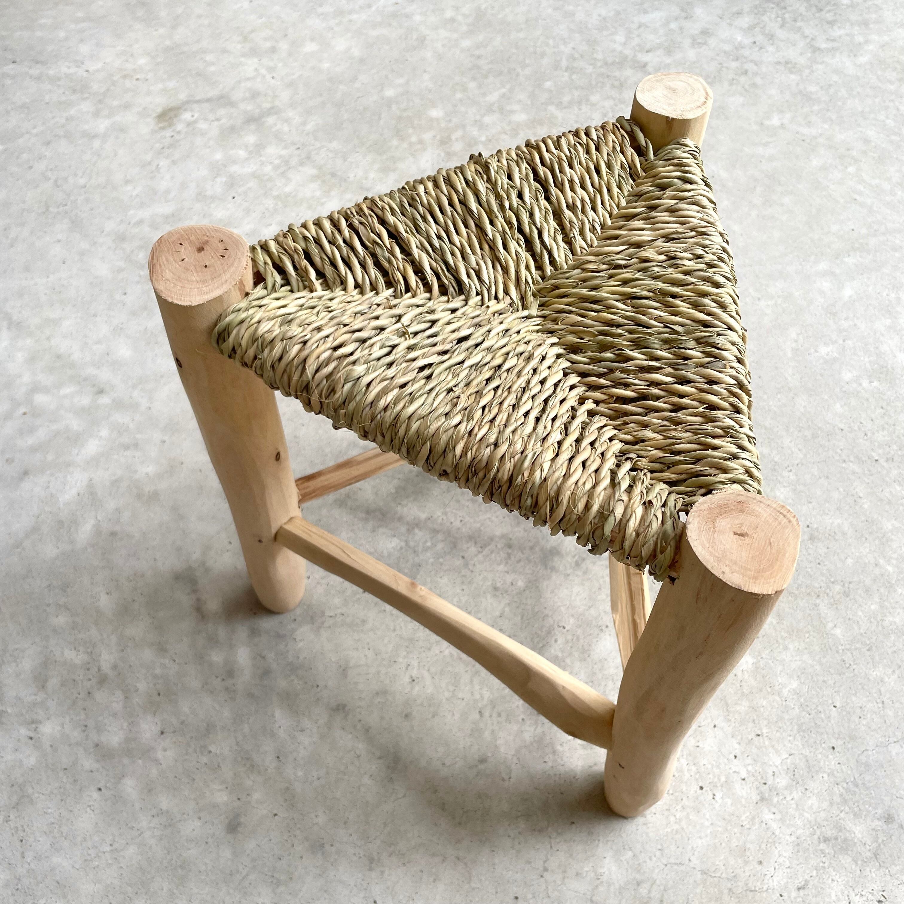 Moroccan wooden triangle chair モロッコ ドーム三角木椅子② w31