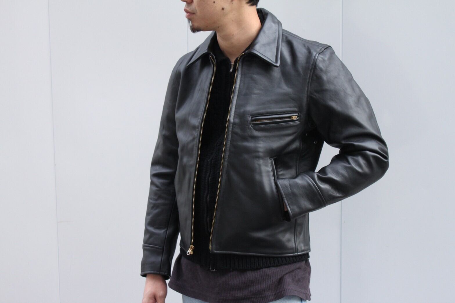 LOST WORLDS HORSEHIDE Single Riders | VOLAR LOST WORLDS HORSEHIDE Single Riders | VOLAR