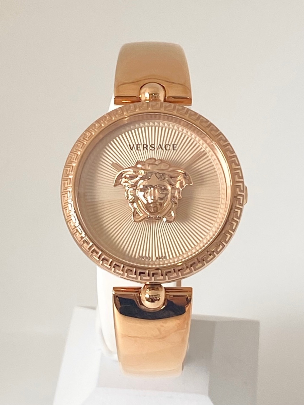 VERSACE ヴェルサーチェ レディース 腕時計 VECQ00718