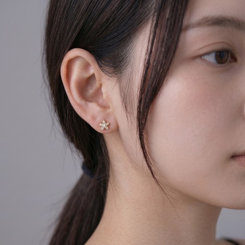 フラワージビジュー ミニピアス