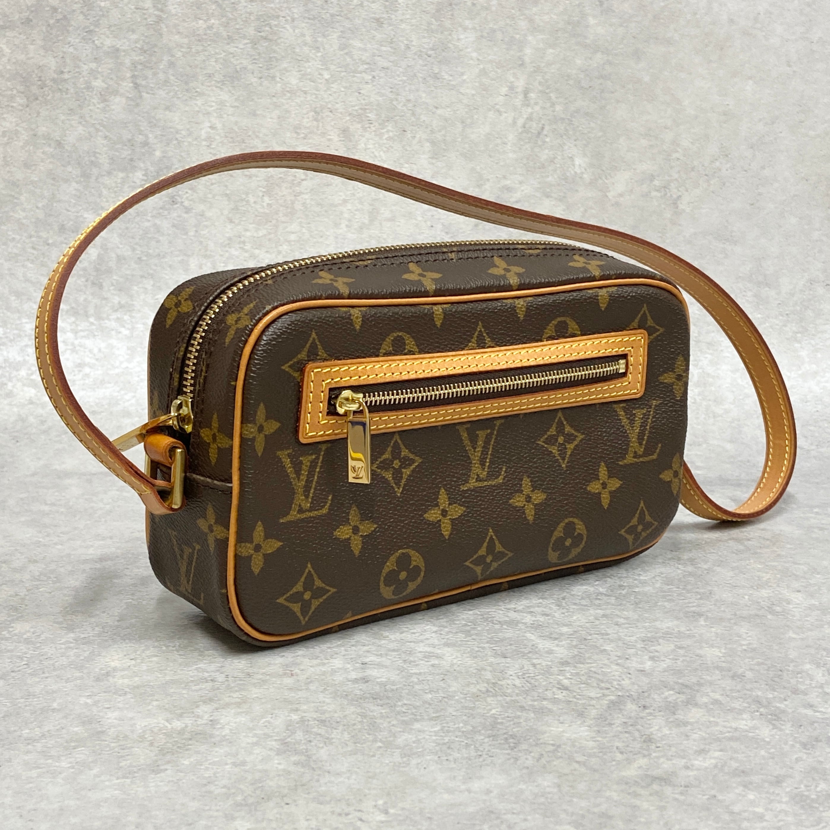 LOUIS VUITTON ルイ・ヴィトン モノグラム ポシェットシテ ワン