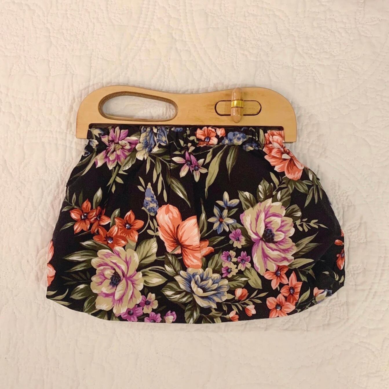 wood flower hand bag