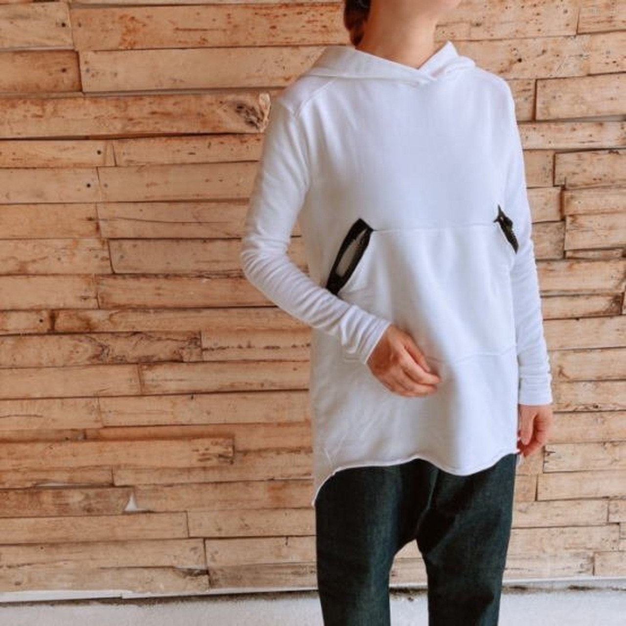 スワロウテイルZIPフーディー　ホワイト【SALE】