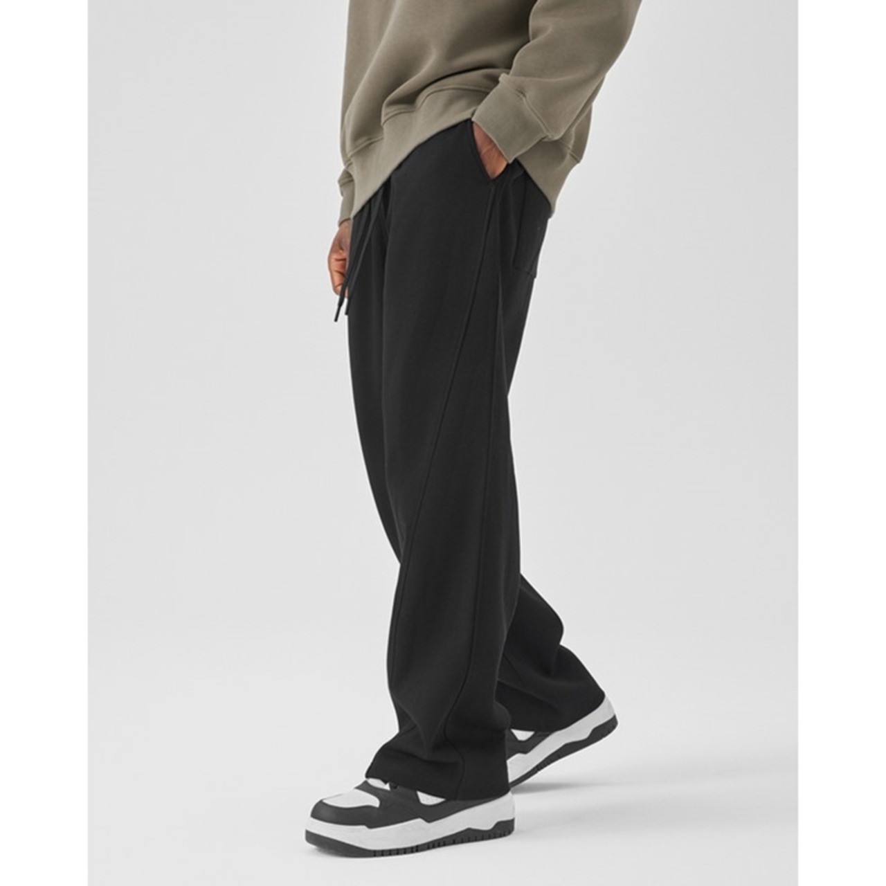 ワイドルーズストレートパンツ　941