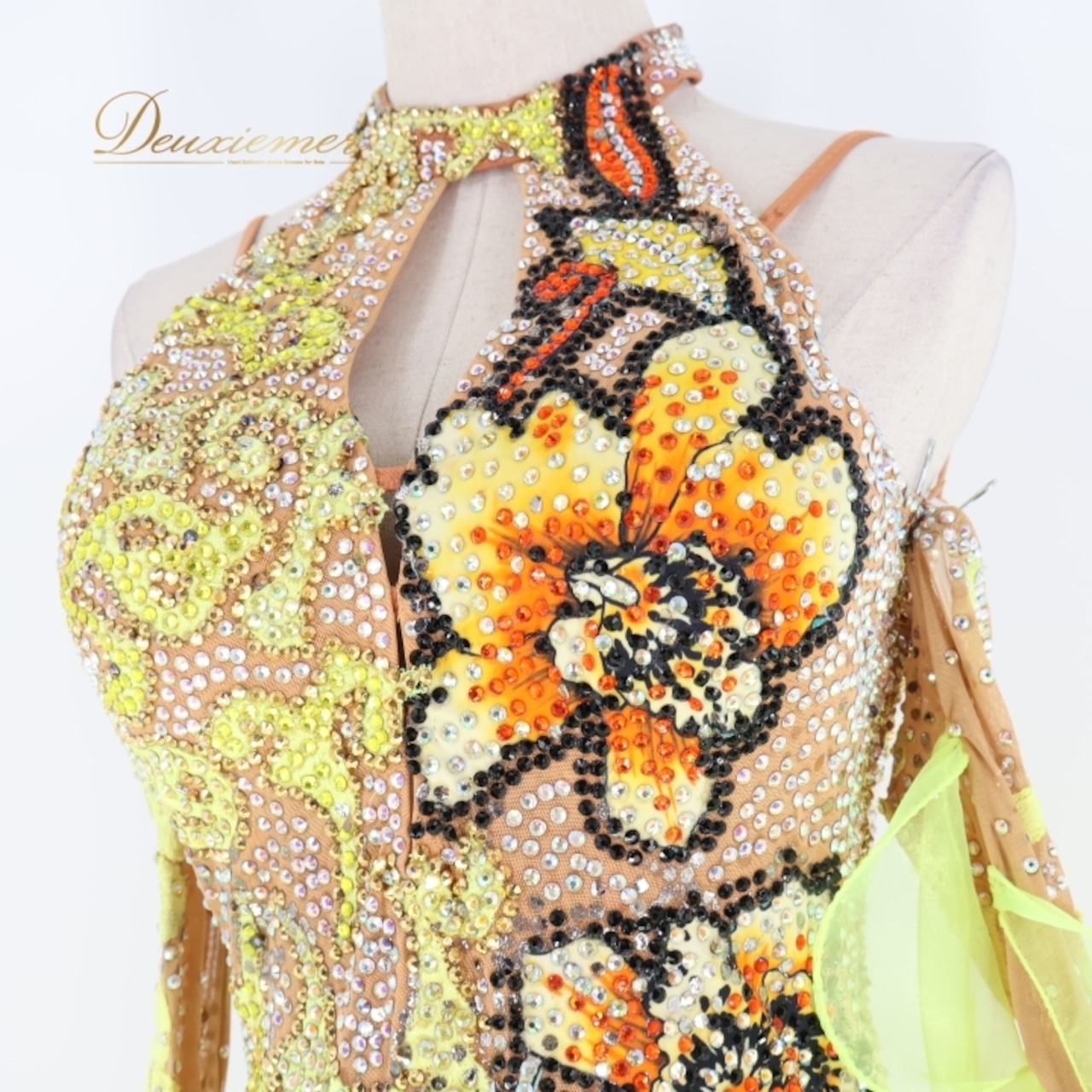 社交ダンス 衣装 スタンダードドレス ワンピース ドレス グリーン系 イエロー系 黄緑 黄色 蛍光 フロート レース フリル デモ 競技 ダンス パーティ 発表会 華やか 明るい色 衣装 発表会用