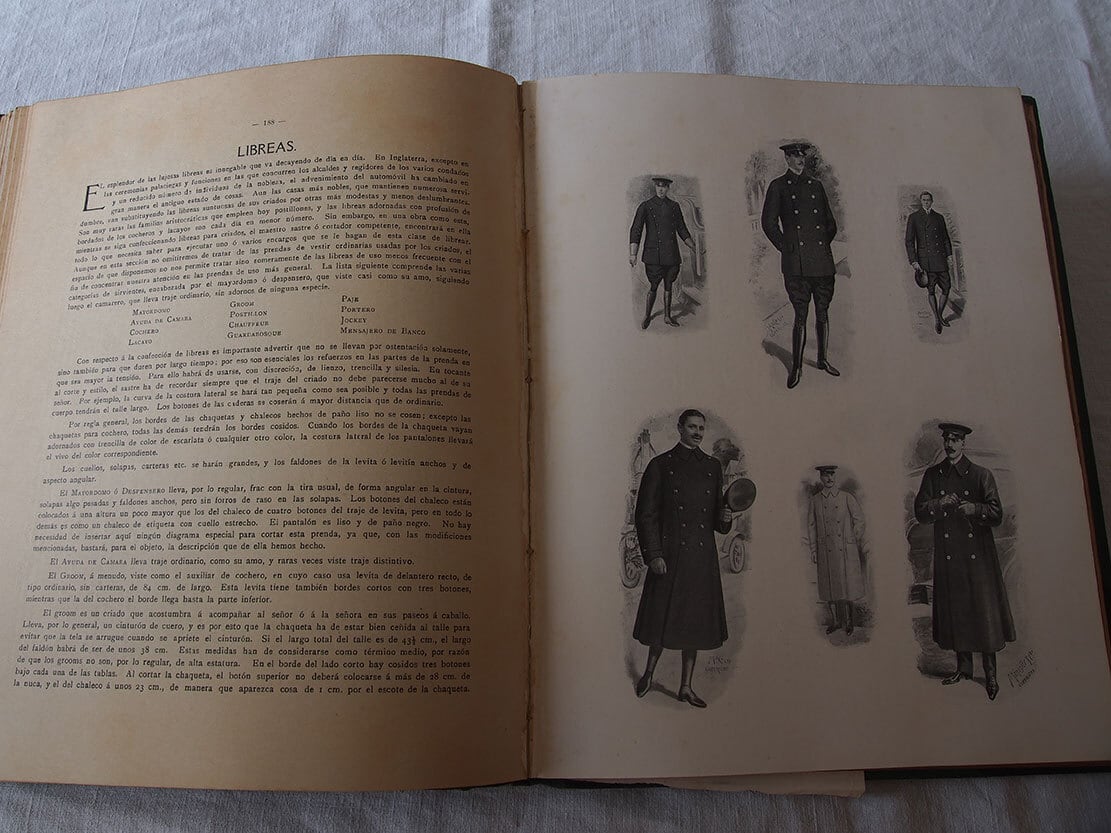 革表紙の古い本 カトリック 1894年 Breviarium Romanum ローマ日課書