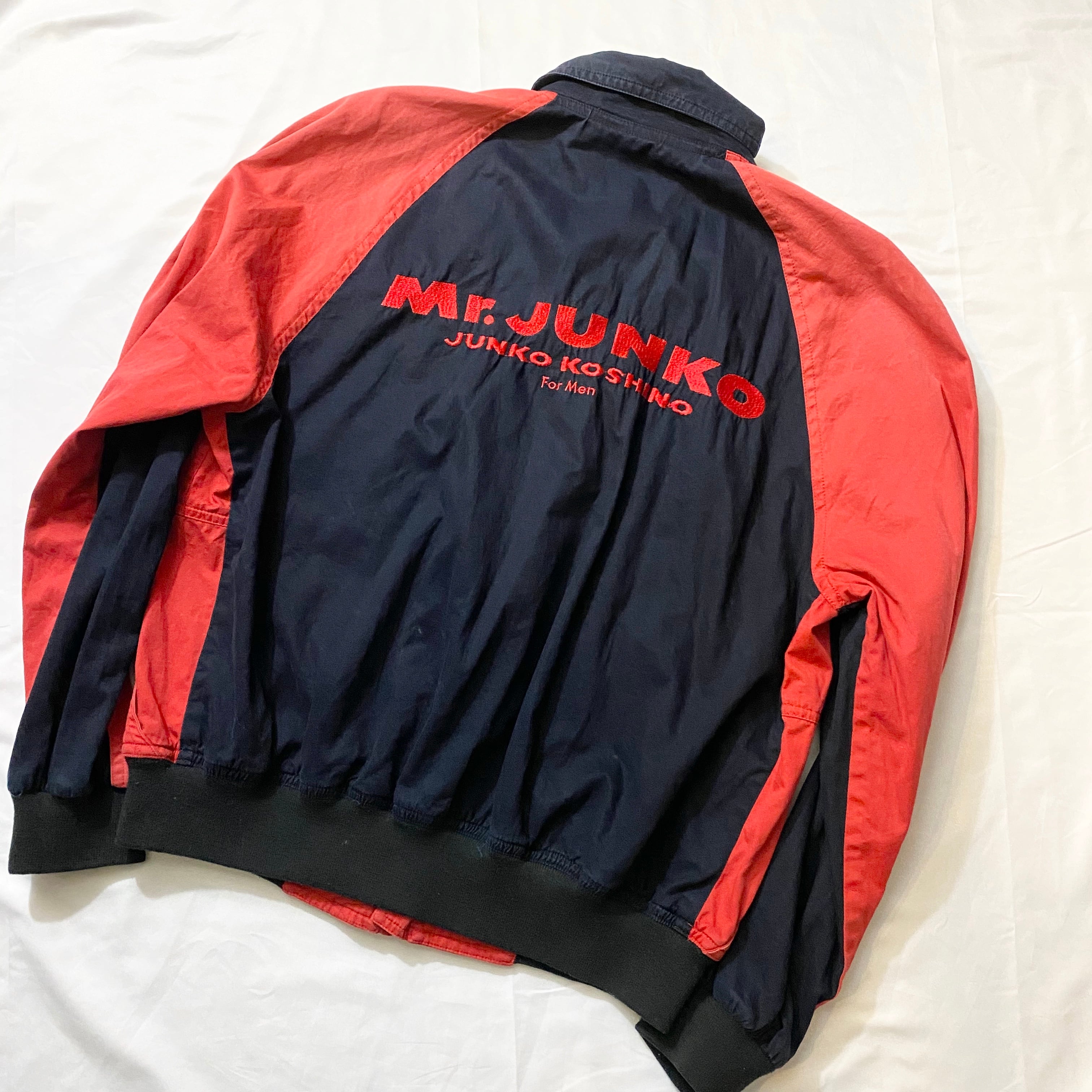 MR.JUNKO back logo embroidery bicolor blouson | NOIR ONLINE