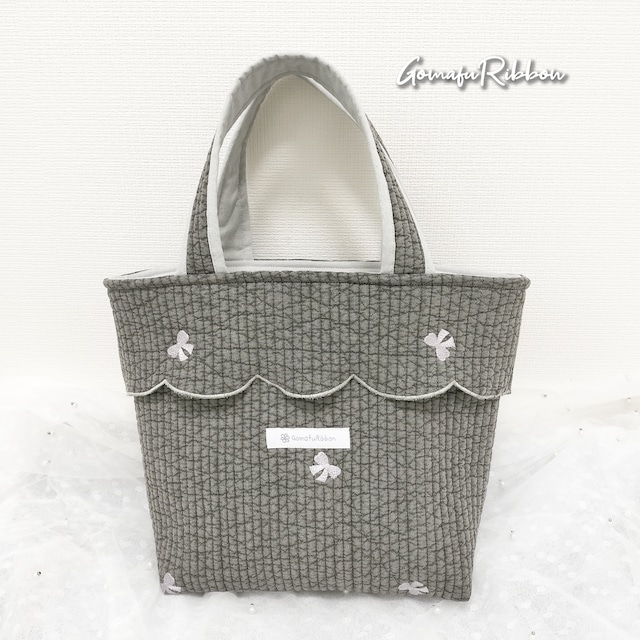 サイドリボンのミニヌビトートバッグ(ハート刺繍) 黒のギンガム サイドリボンのミニヌビトートバッグ(ハート刺繍) 黒のギンガム