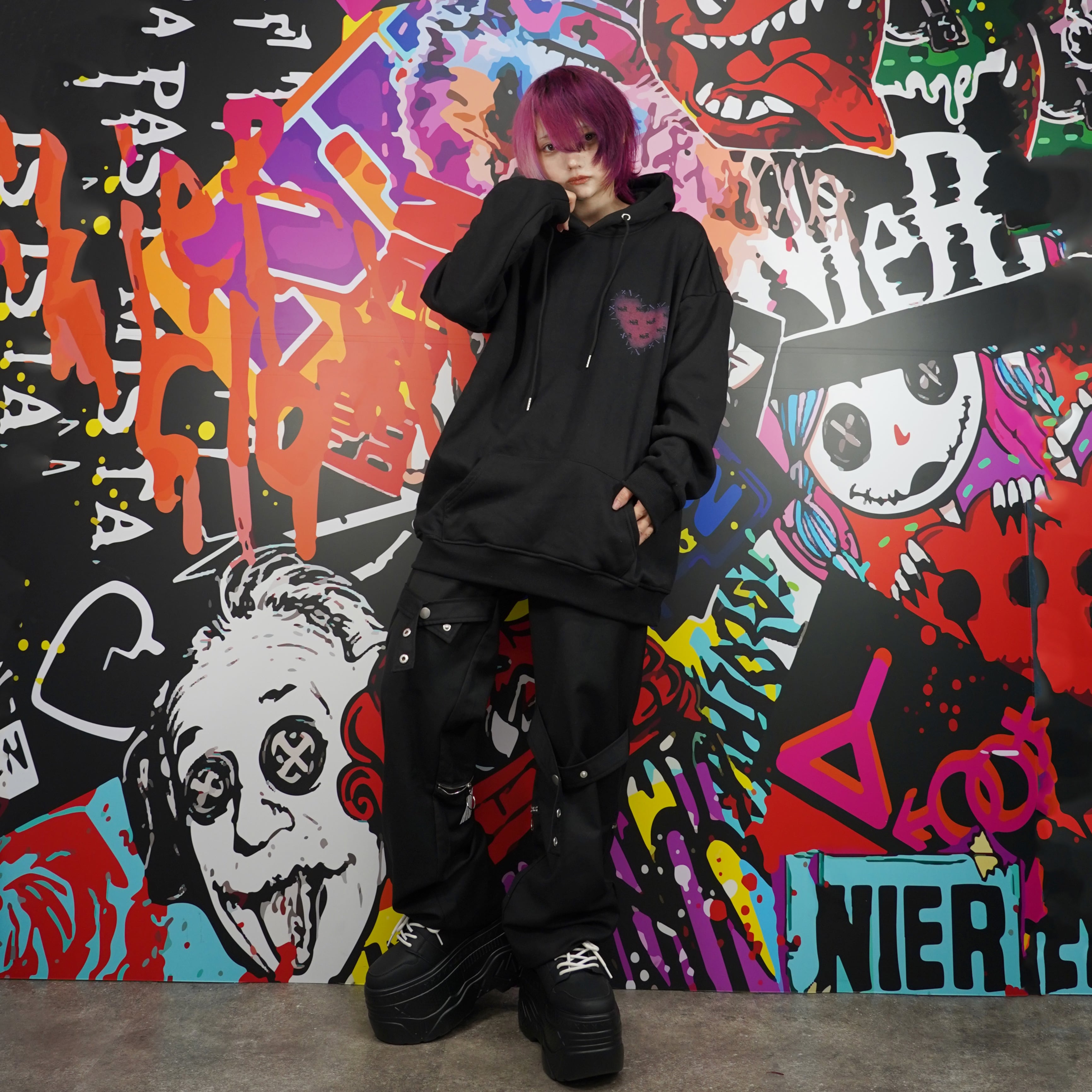 先着39点限定新作先取60％OFF】防寒Glitchy Heart Hoodie | NIER CLOTHING