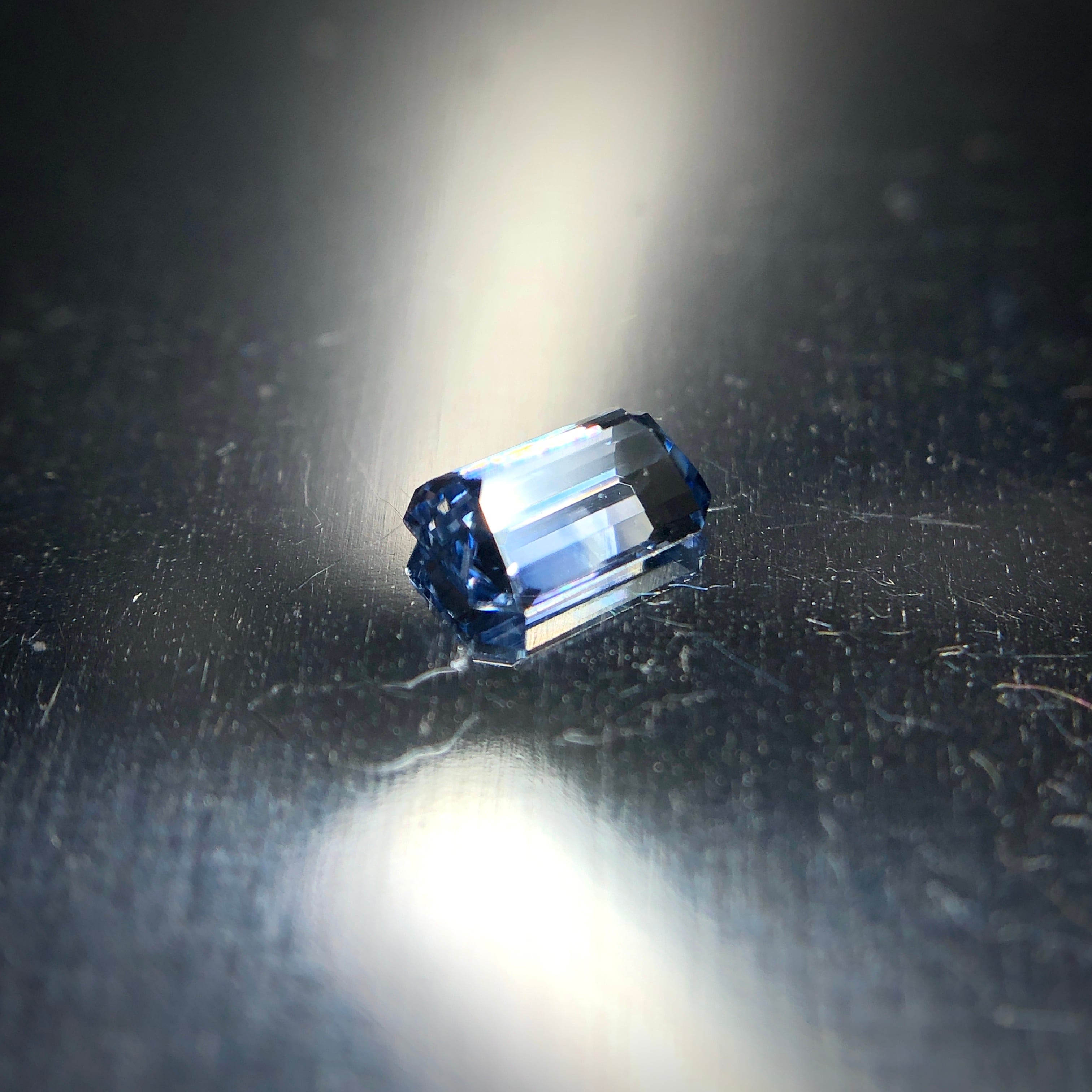 天然ブルーグリーン サファイア0.815ct 凍てつくようなクリアとブルー 0.26ct 希少石 天然 バイカラー