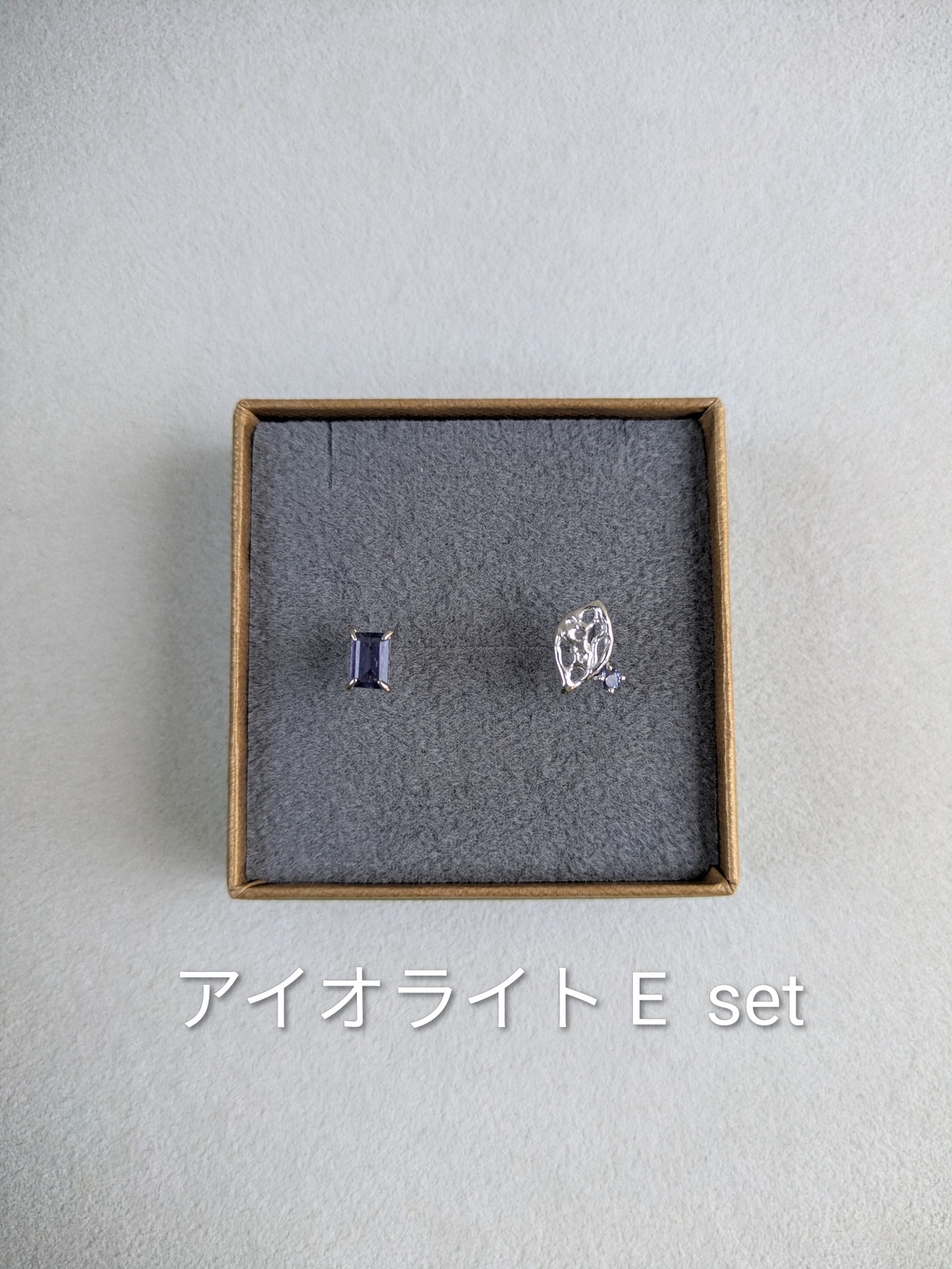 konoha ダブル ピアス　(両耳用)
