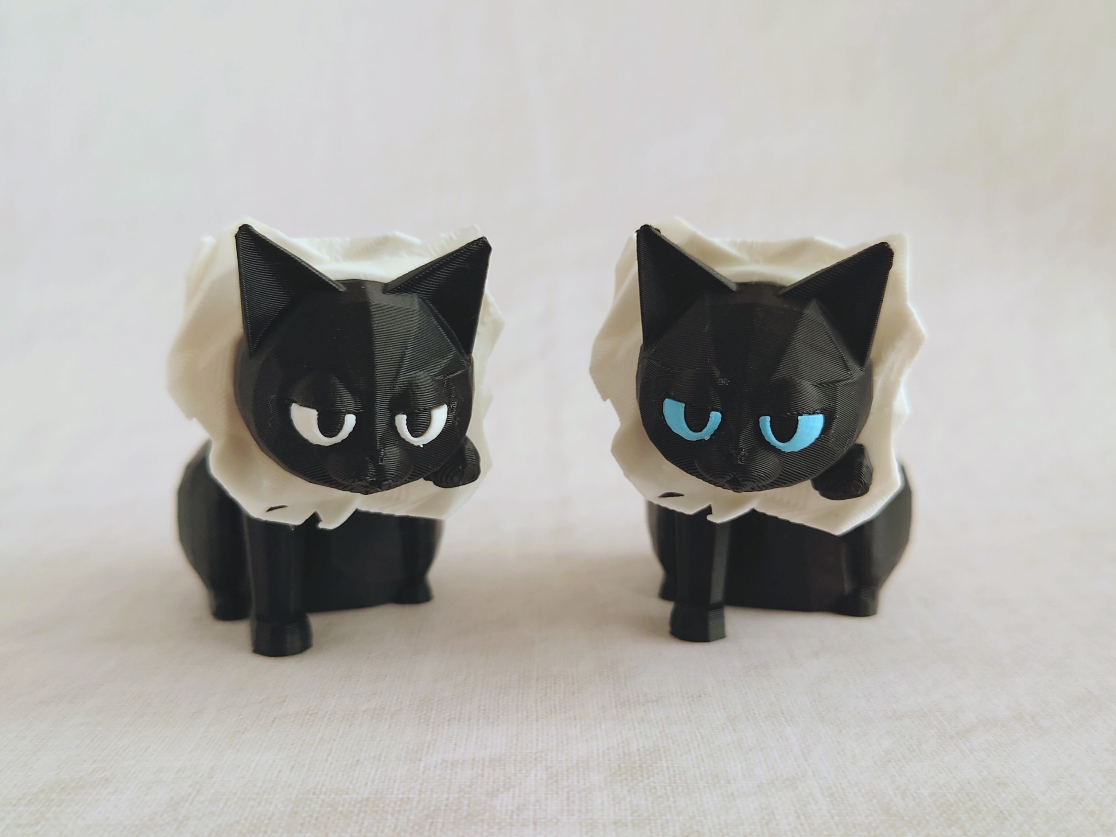 穴あき風猫メモスタンド | 猫社謹製