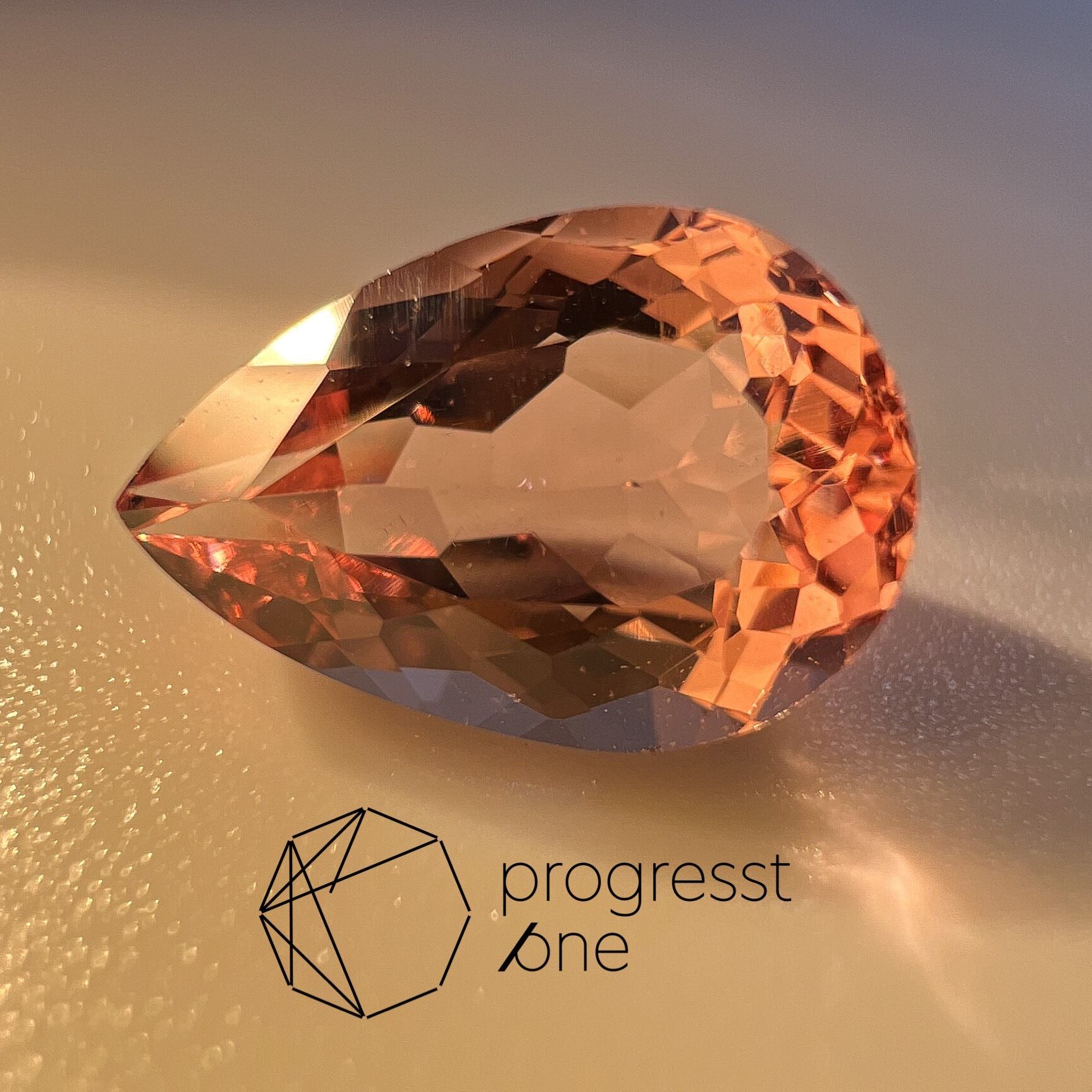レッドアパタイト2.87ct | progresstone