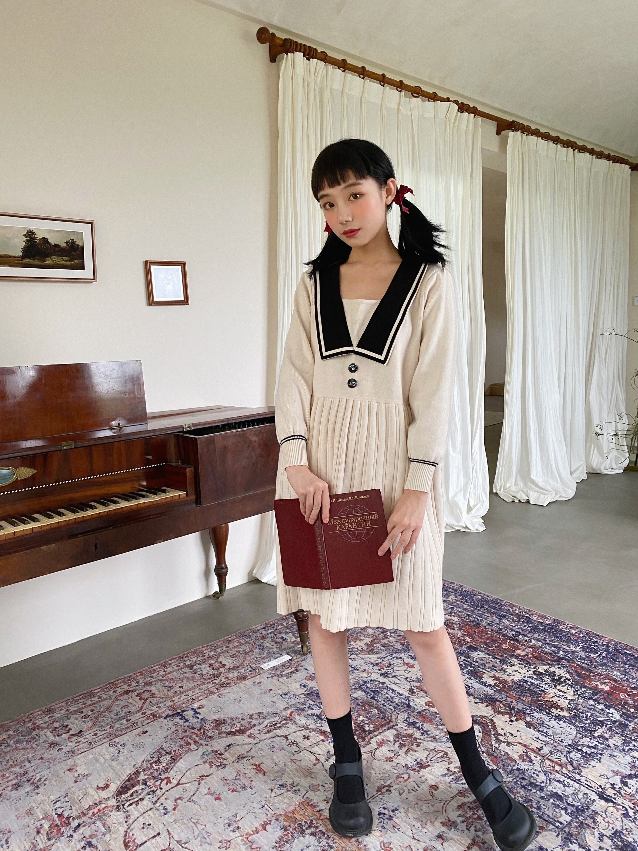 Malbon Golf 秋新作 長袖トップス＆スカート モノトーン 美品✨ 01 スポーツ Malbon Golf 秋新作 長袖トップス＆スカート