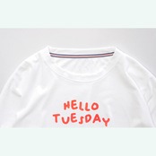 ”HELLO TUESDAY” オーバーサイズTシャツ i0357