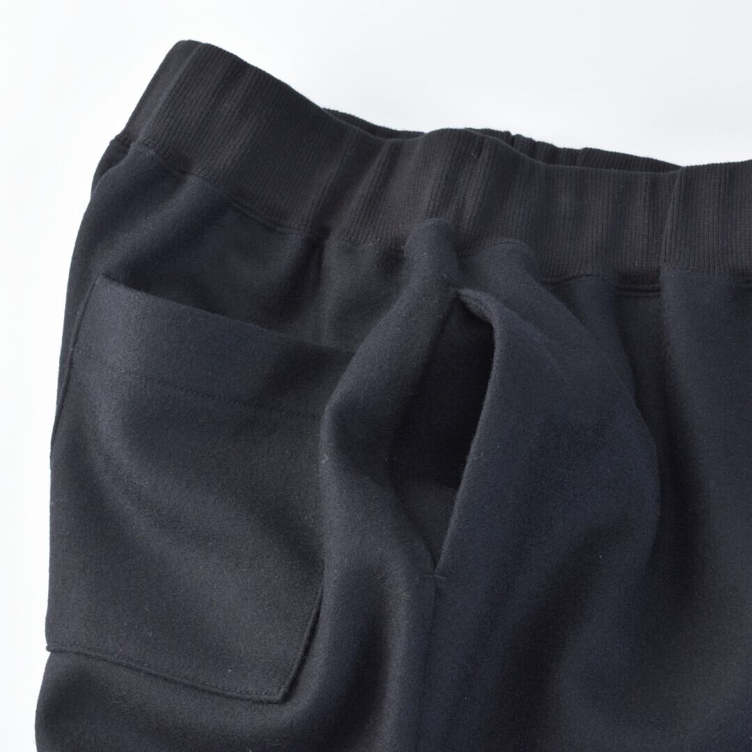 Fabrique en planete terre ファブリケアンプラネテール ウールメルトンスリムパンツ・ブラック あたたかなメルトンニットのスリムパンツが出来上がりました【送料無料】