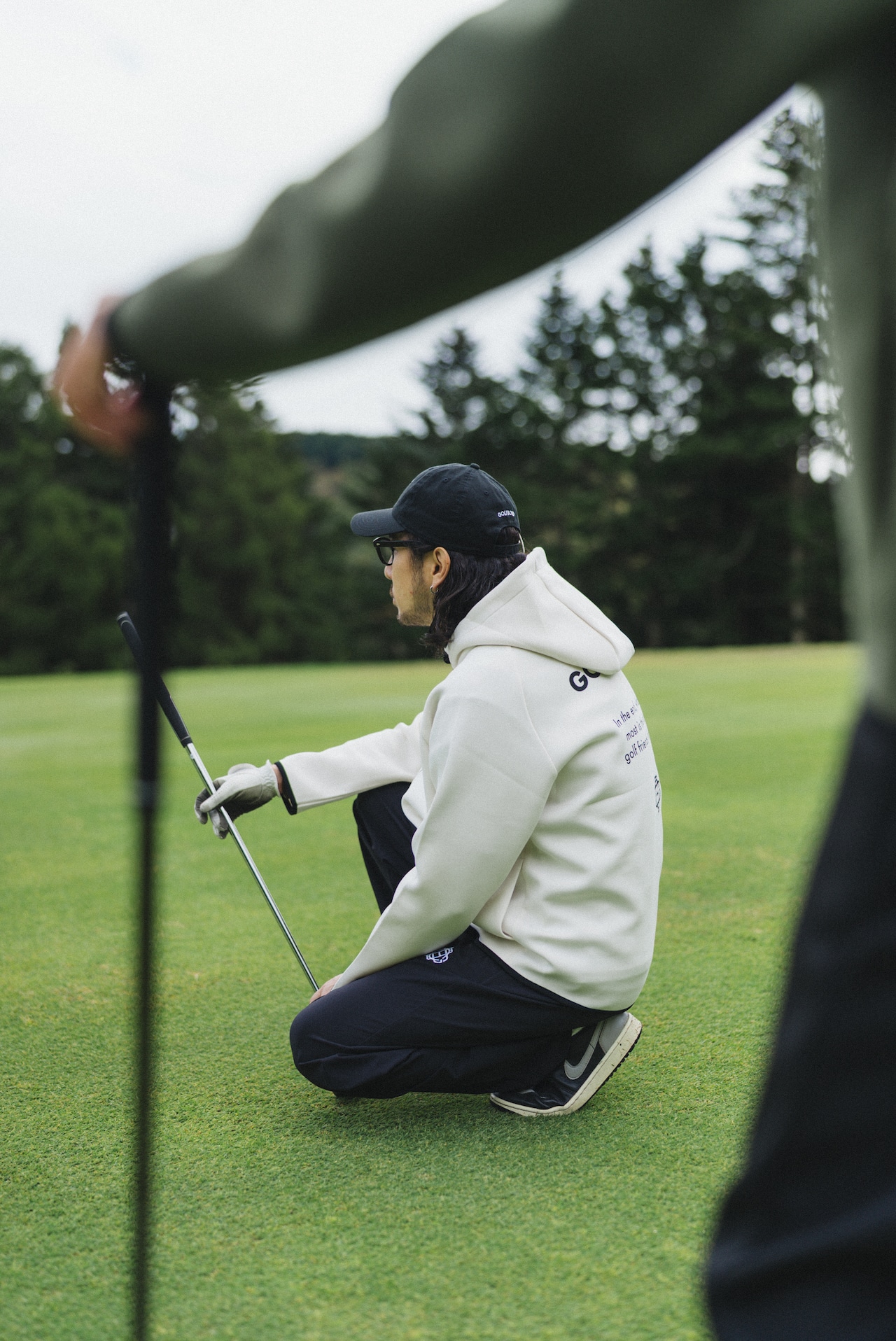 IN THE END  TECK ZIP HOODIE O.WHITE【PRE ORDER】