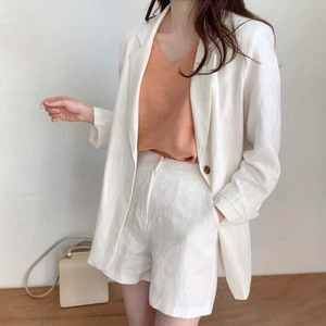 【送料無料】レディース 2カラー セットアップ ジャケット パンツ テーラードジャケット ミディアム丈 ショートパンツ カジュアルスーツ 大人可愛い ママコーデ ママファッション 韓国 オルチャンファッション 人気 トレンド 新作 20代 30代 40代 きれいめ レトロ シンプル お出かけ デート おしゃれ 通勤 通学 オフィス OL デイリー 普段着 ラフ カジュアル フェミニン ゆったり 体型カバー 着痩せ 着回し インスタ映え 春 夏 秋 CO3558