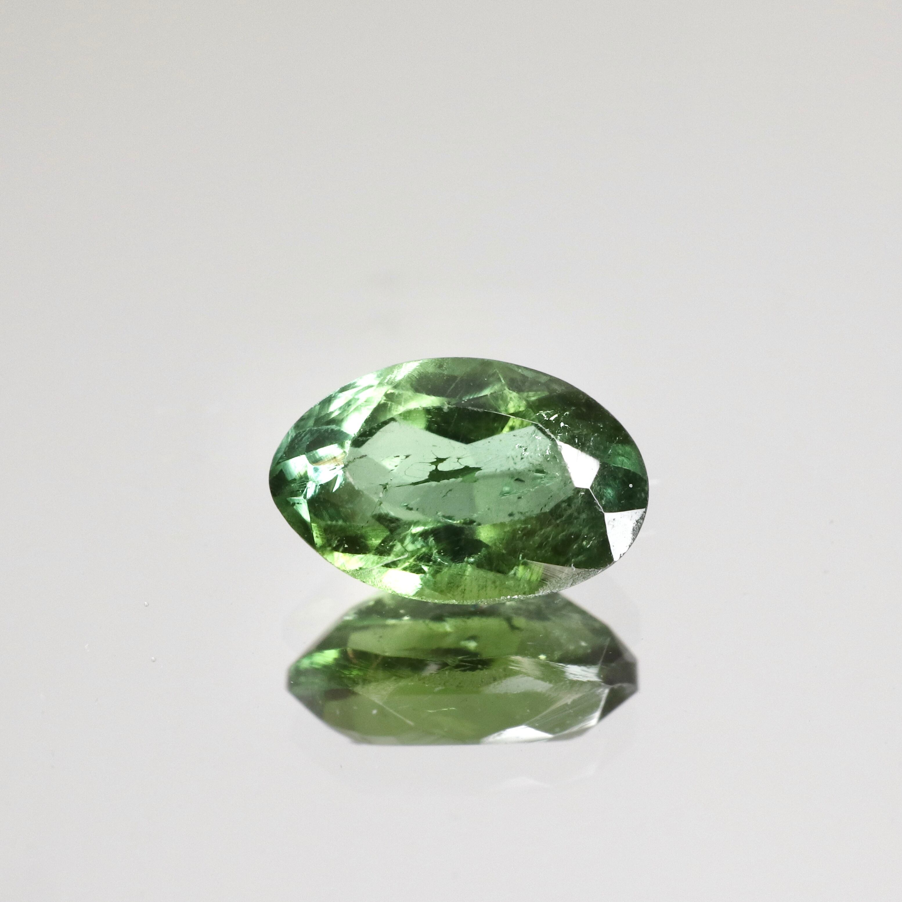 お待たせ! 天然ブルーグリーントルマリン 0.840ct 各種パーツ