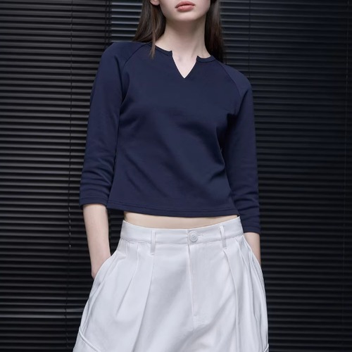 クロップドキーネックトップス ・21390